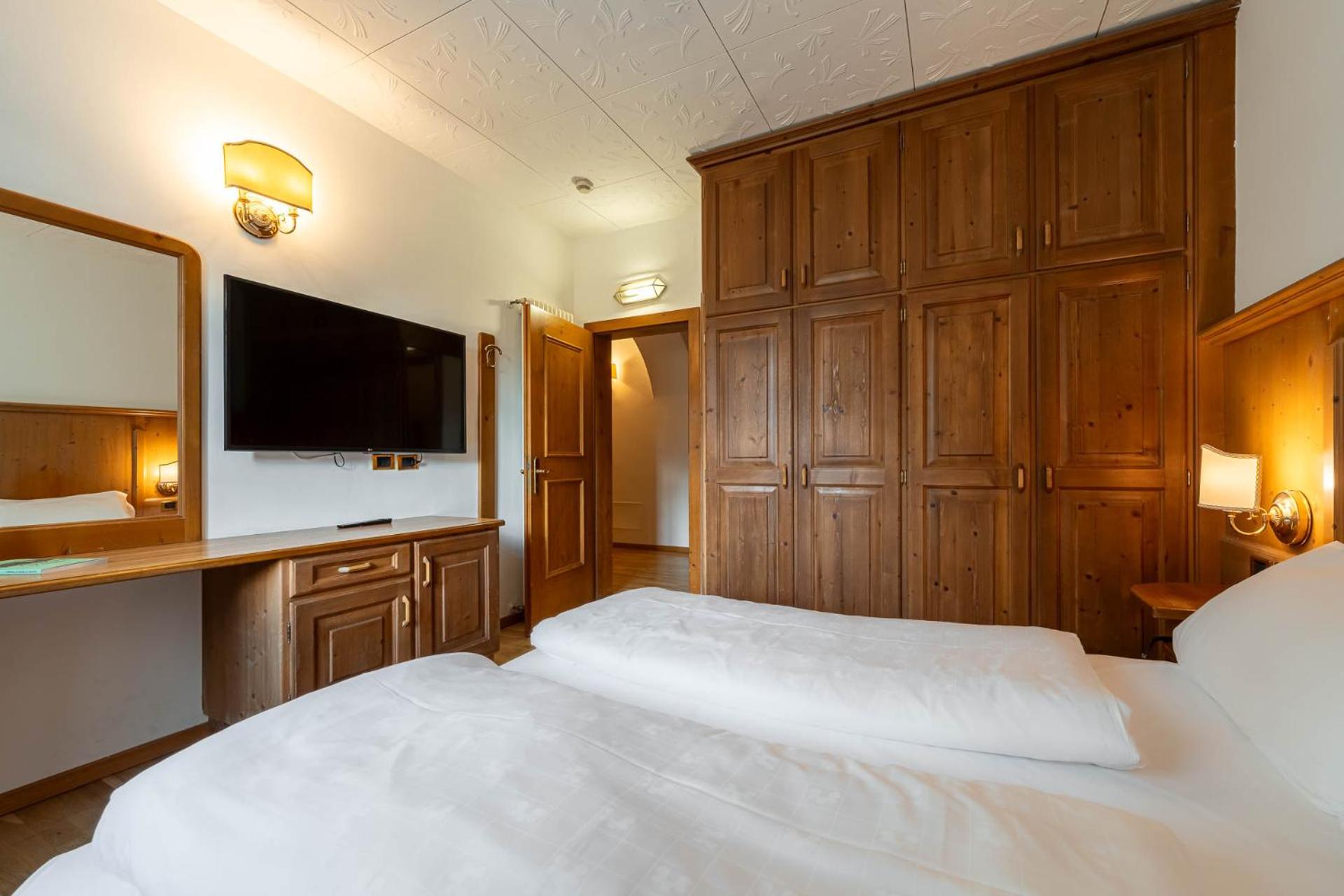 Economy Double or Twin Room - Photo 7