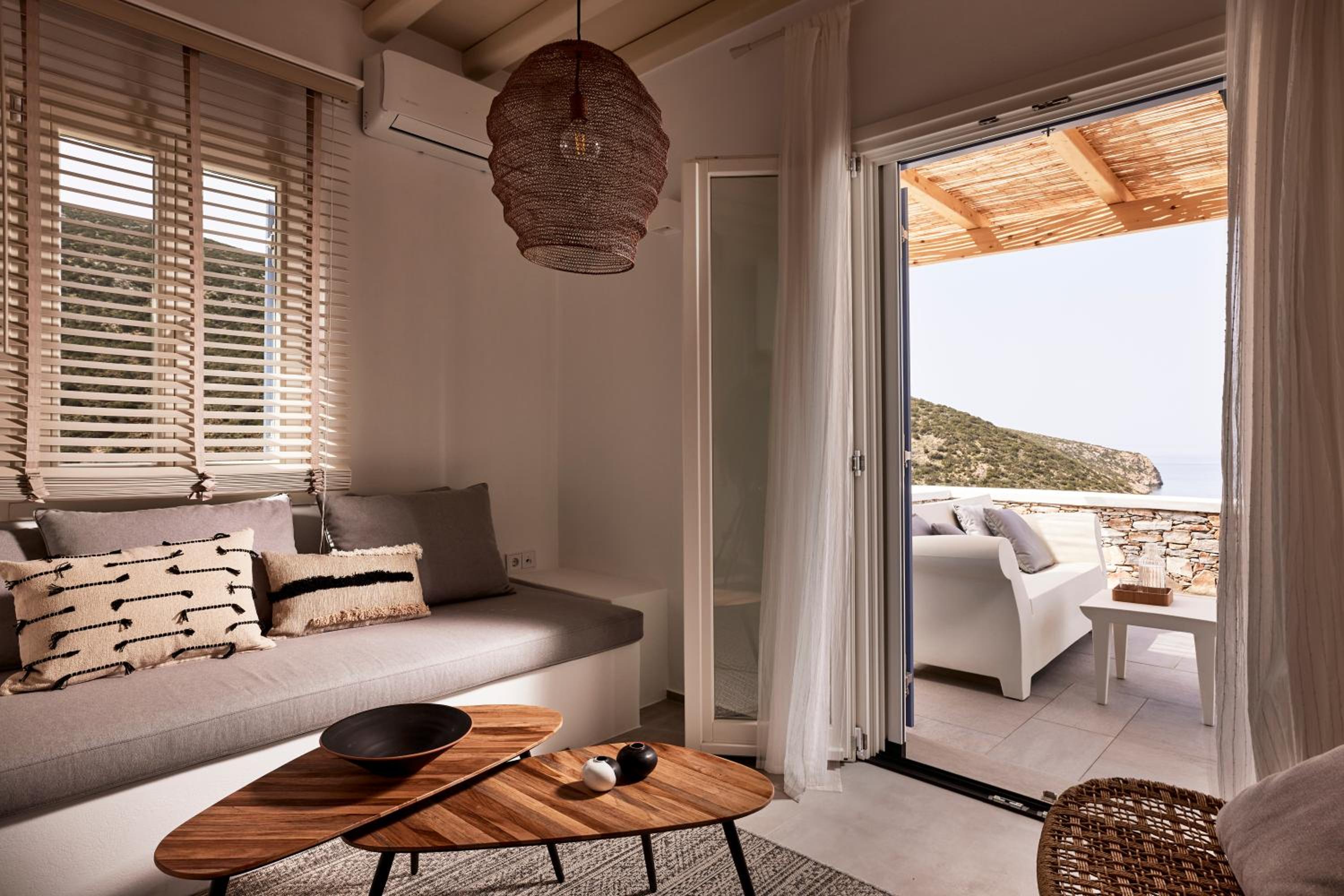 Superior Suite with Sea View photo 2