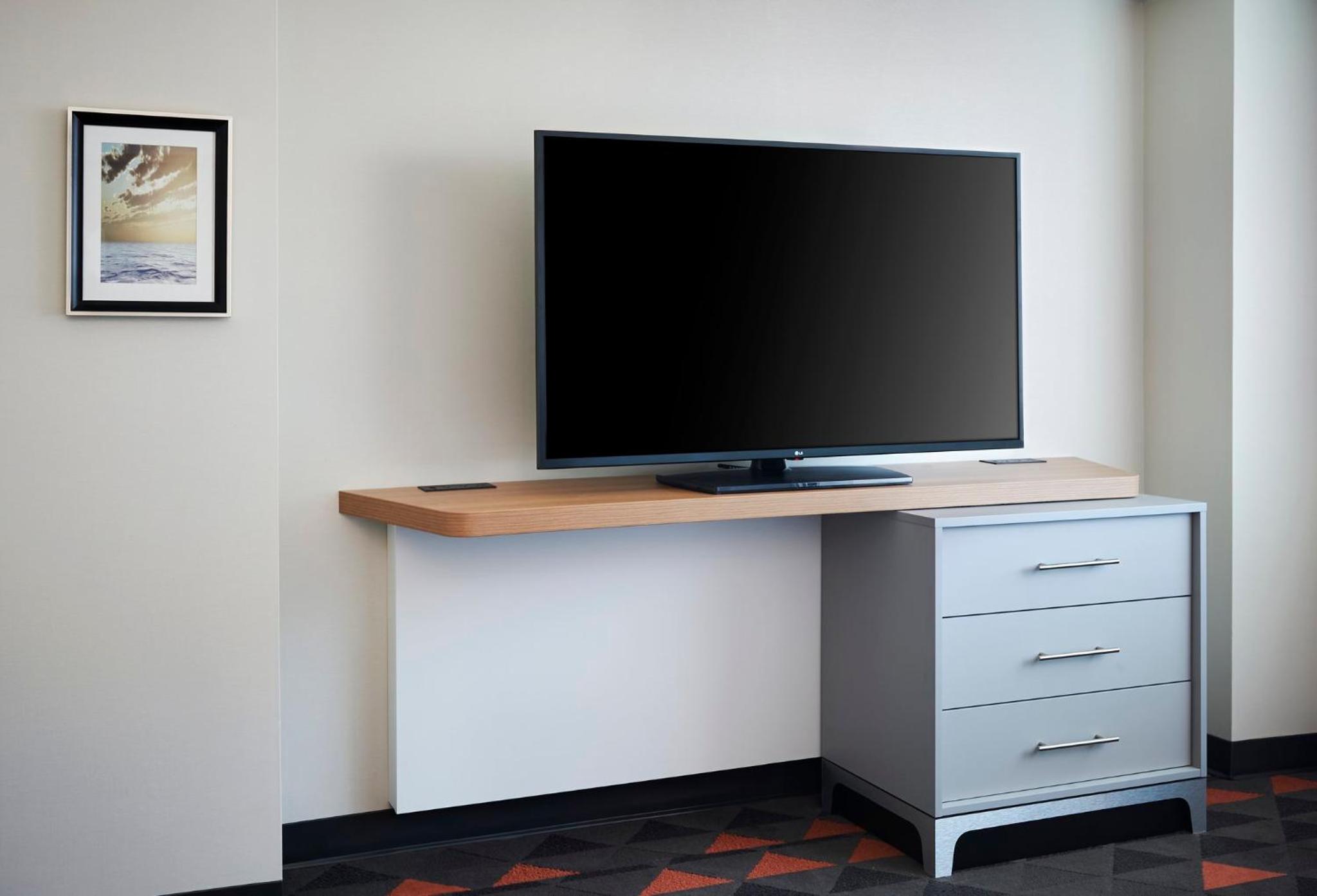 King Suite - Photo 3