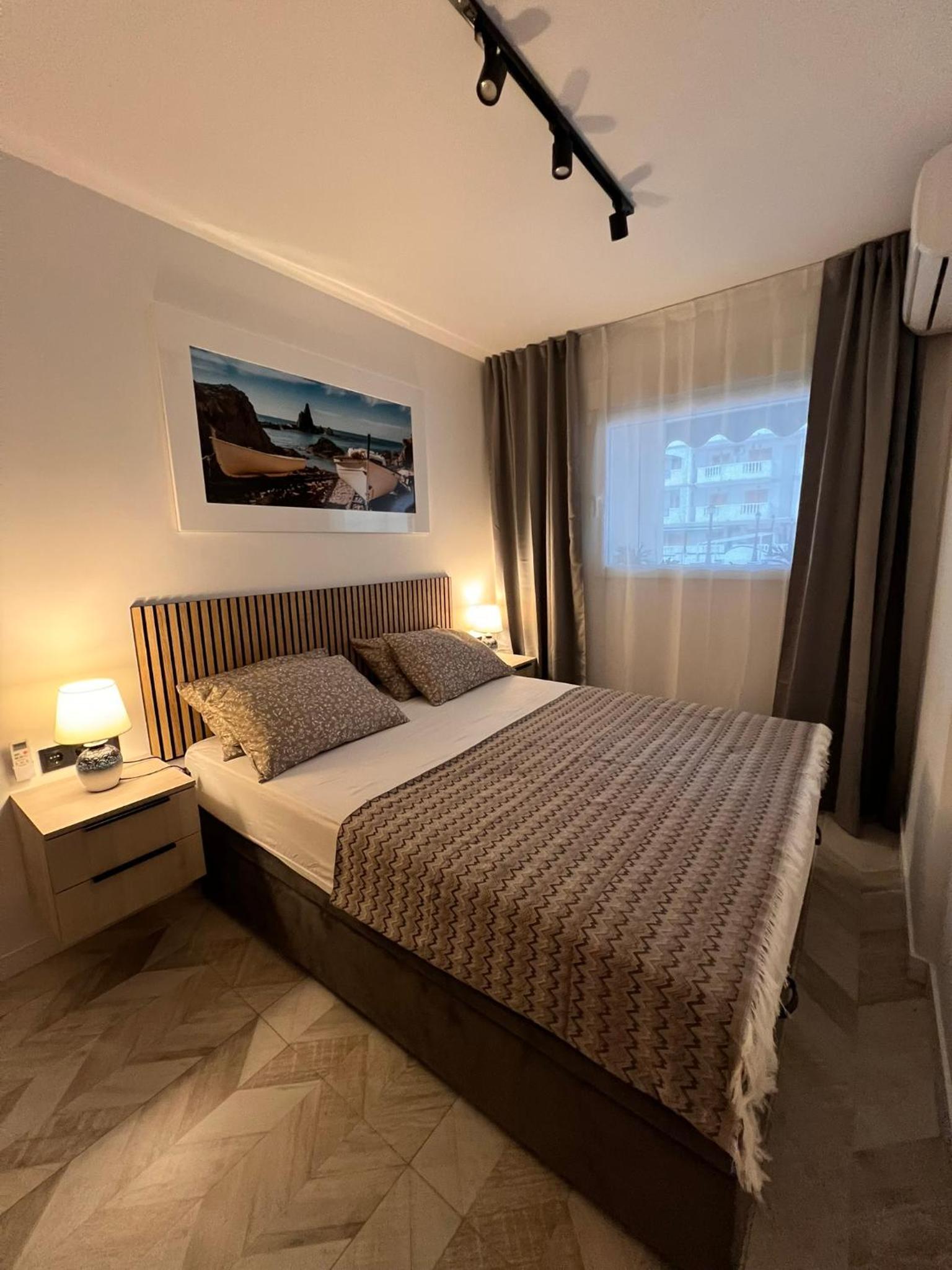 Apartamento con vista a la piscina