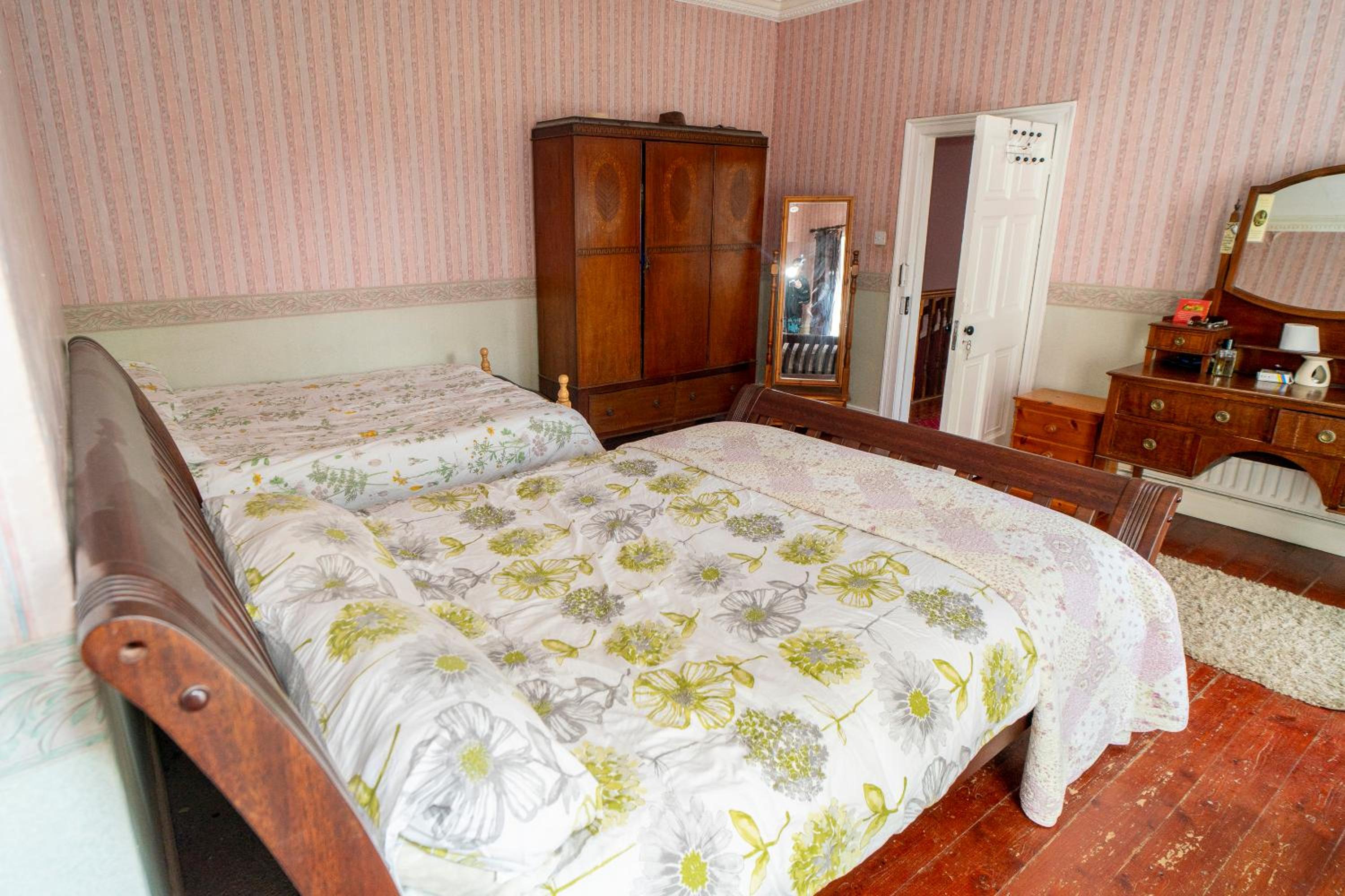 King Room with Garden View photo 2