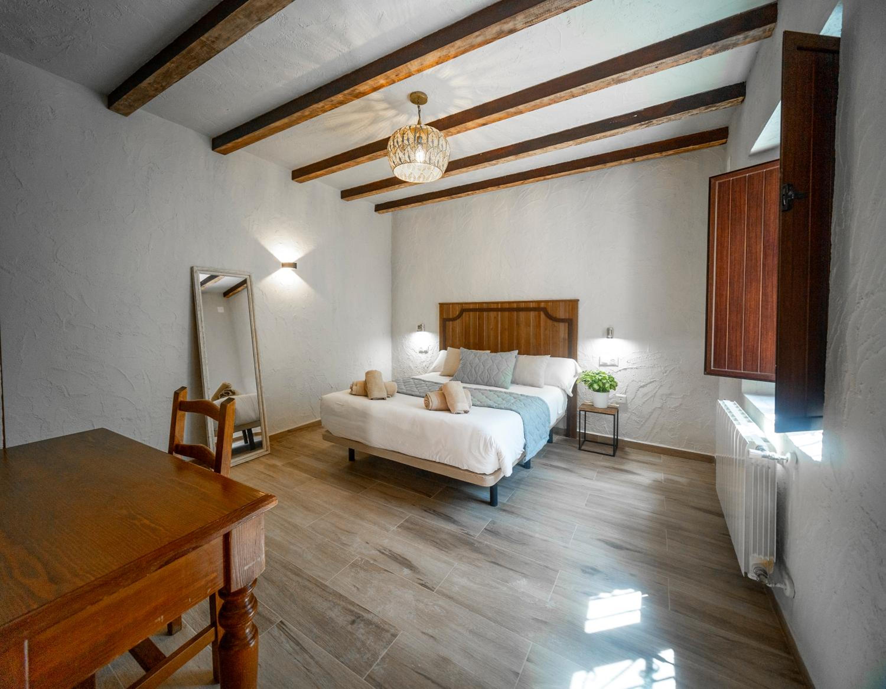Standard Queen Room - Photo 3
