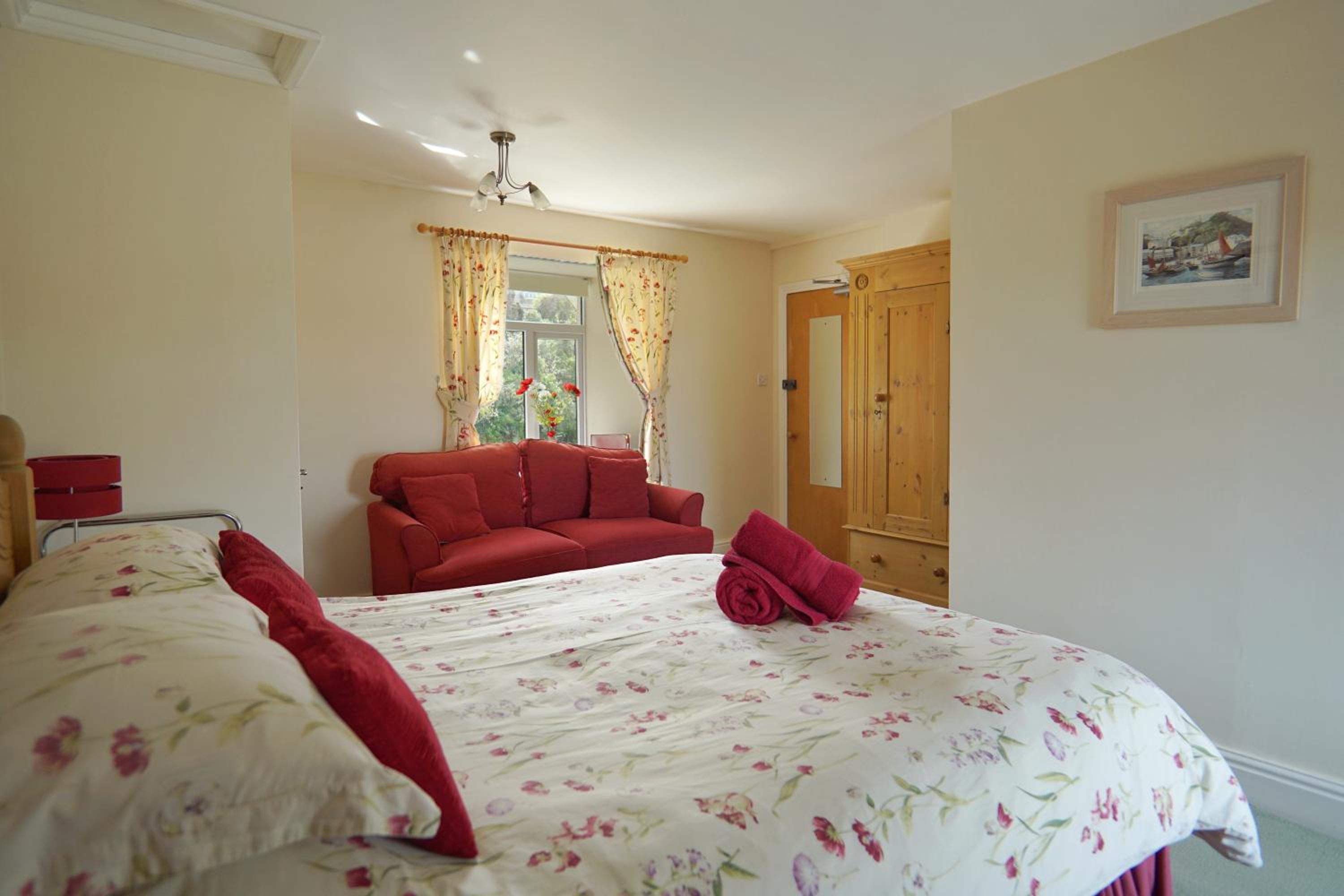 Deluxe Double Room with Extra Bed photo 2