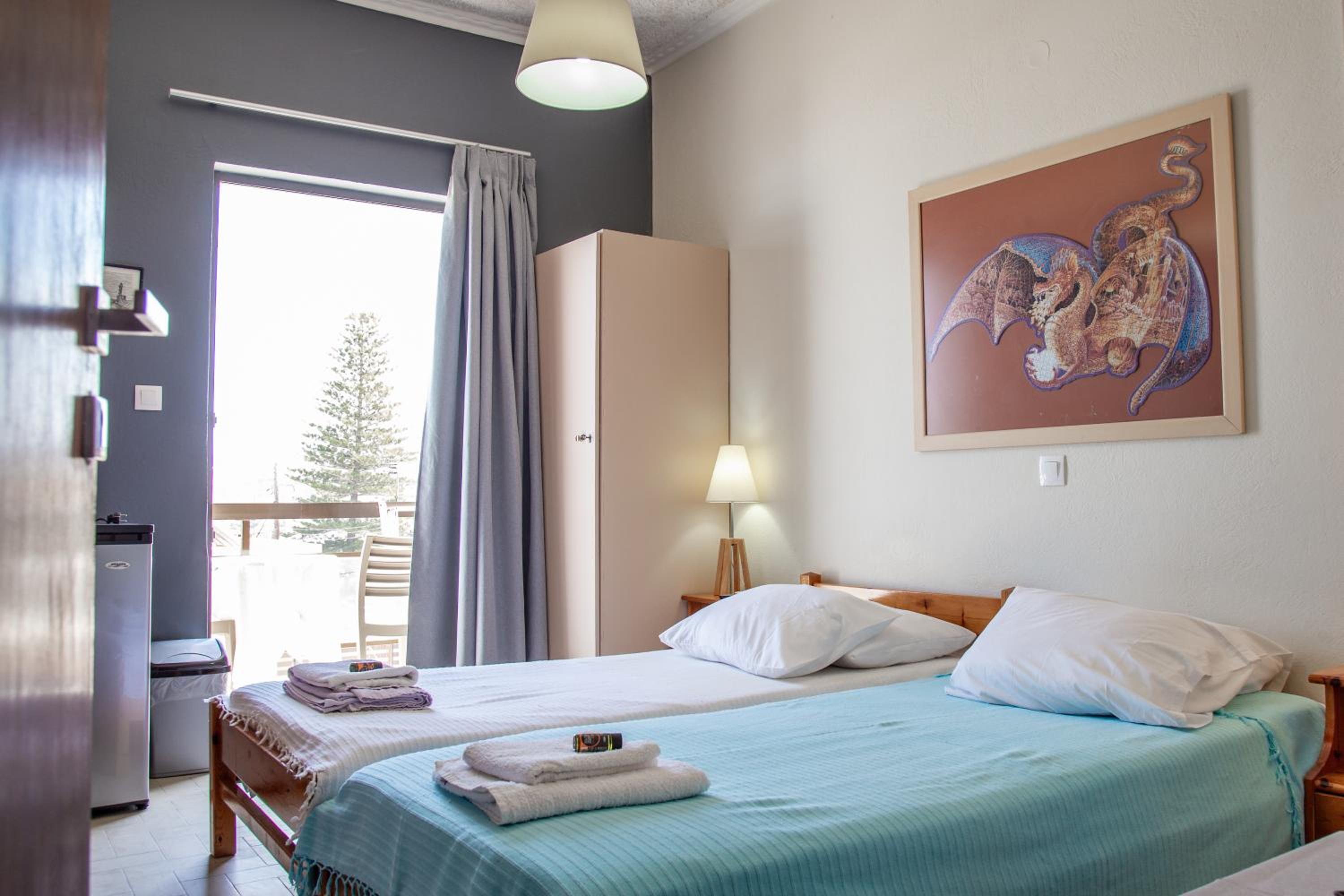Standard Twin Room with Sea View