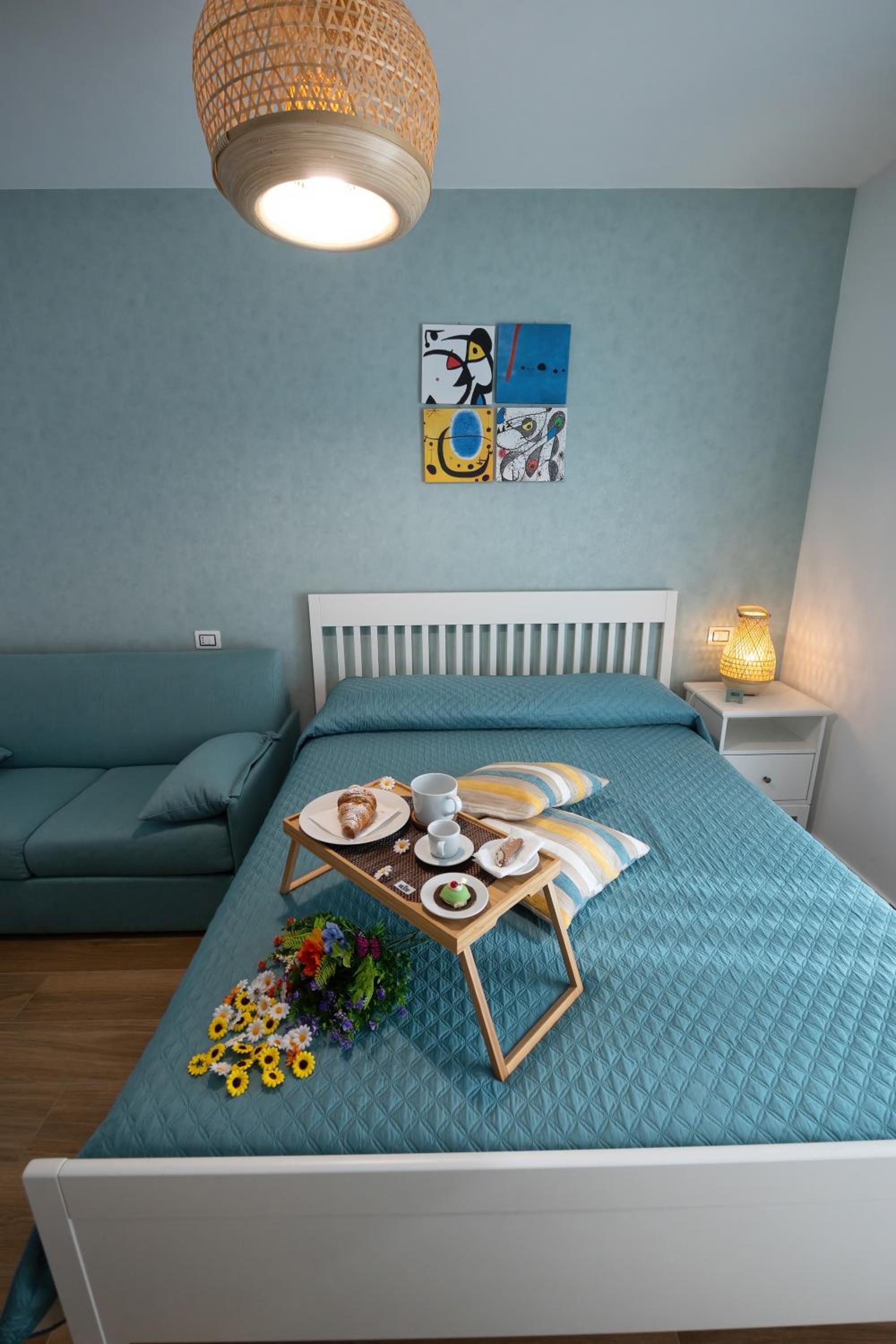 Double Room with Private Bathroom - Photo 20