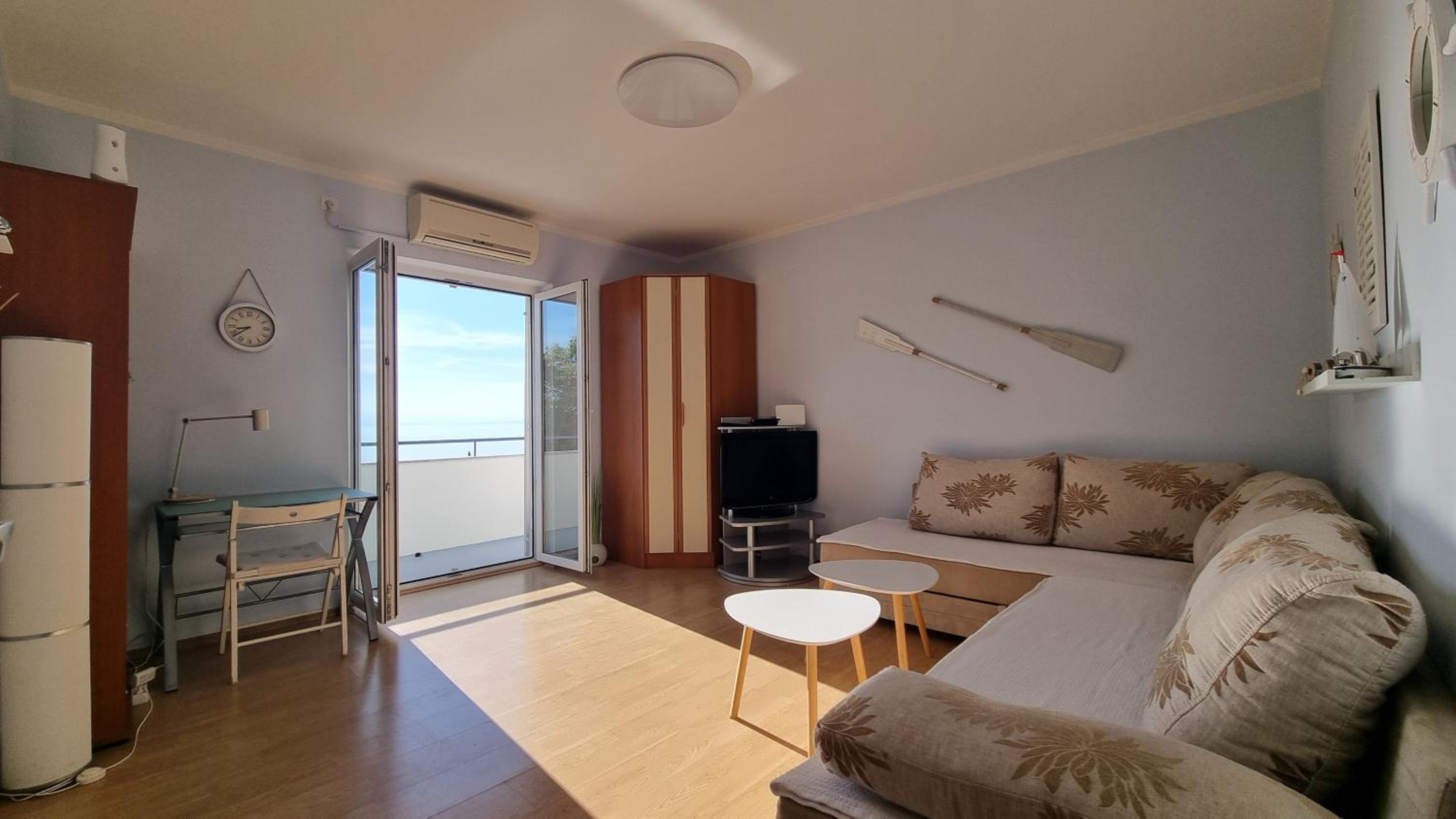 Apartment with Sea View