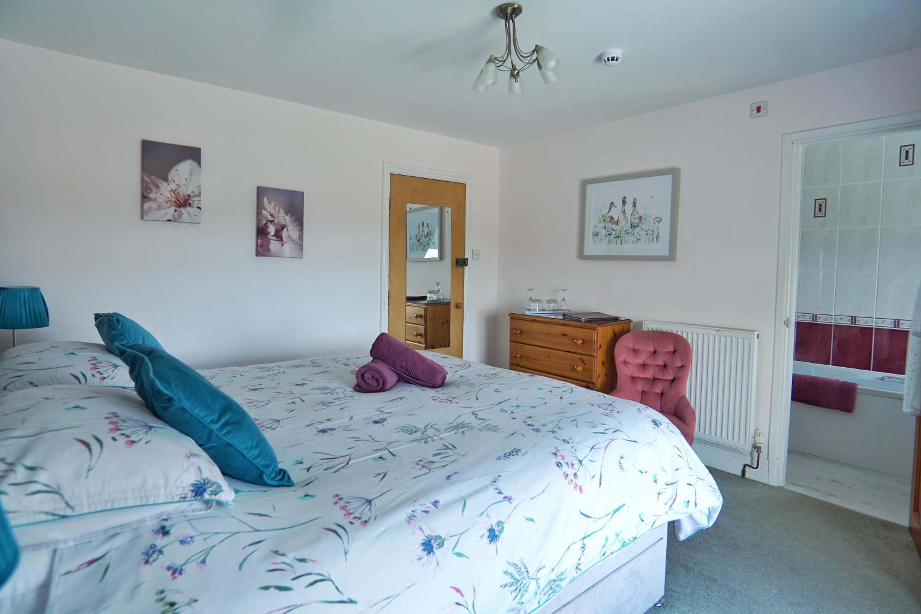 Double or Twin Room with Garden View photo 3