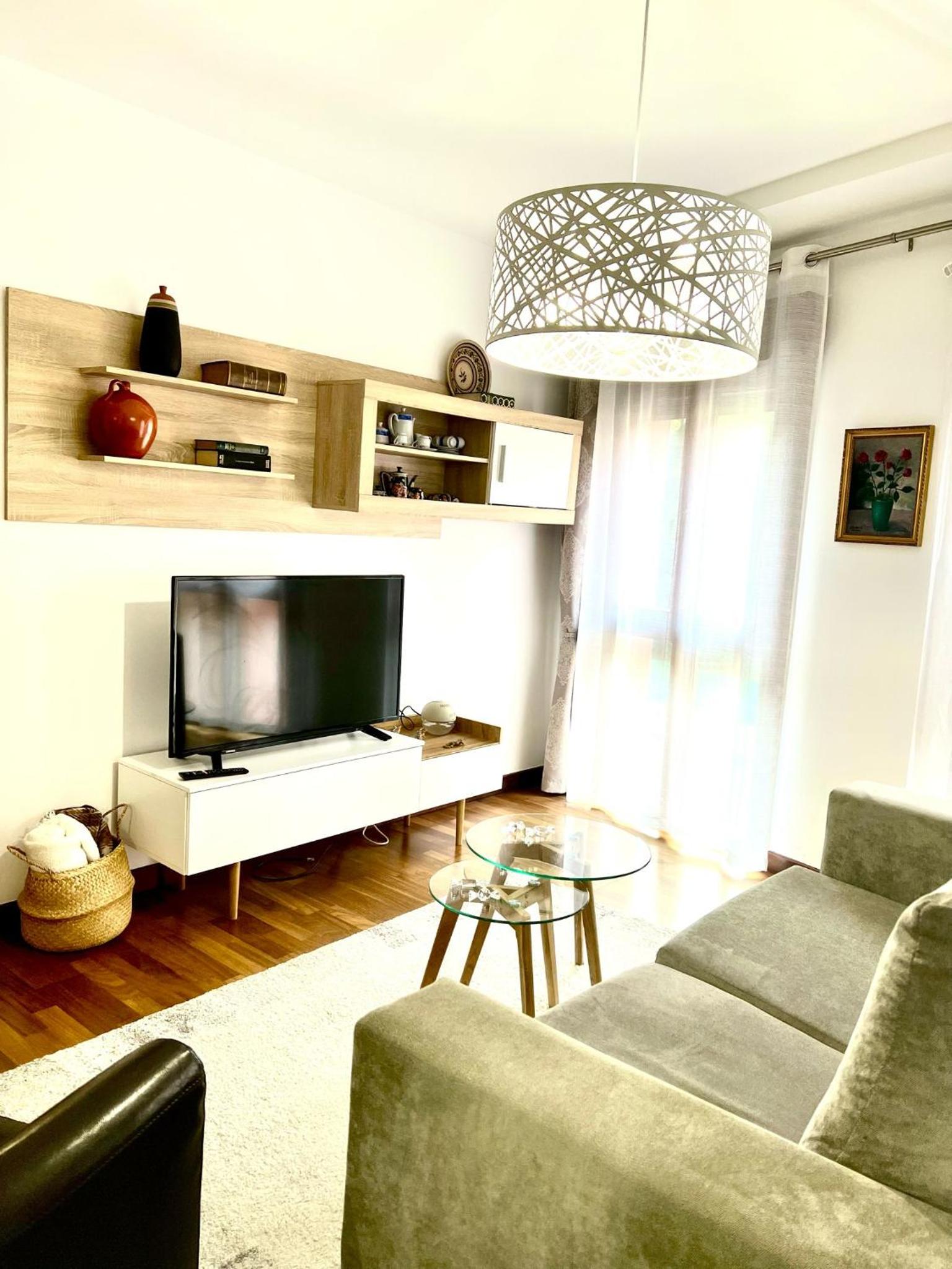One-Bedroom Apartment photo 3