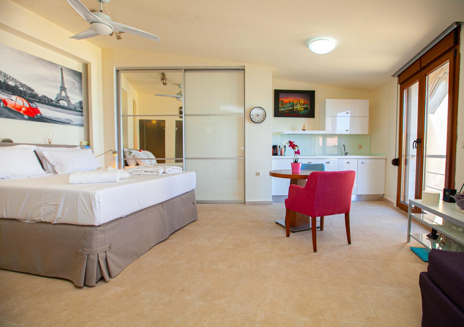 Villa photo 2