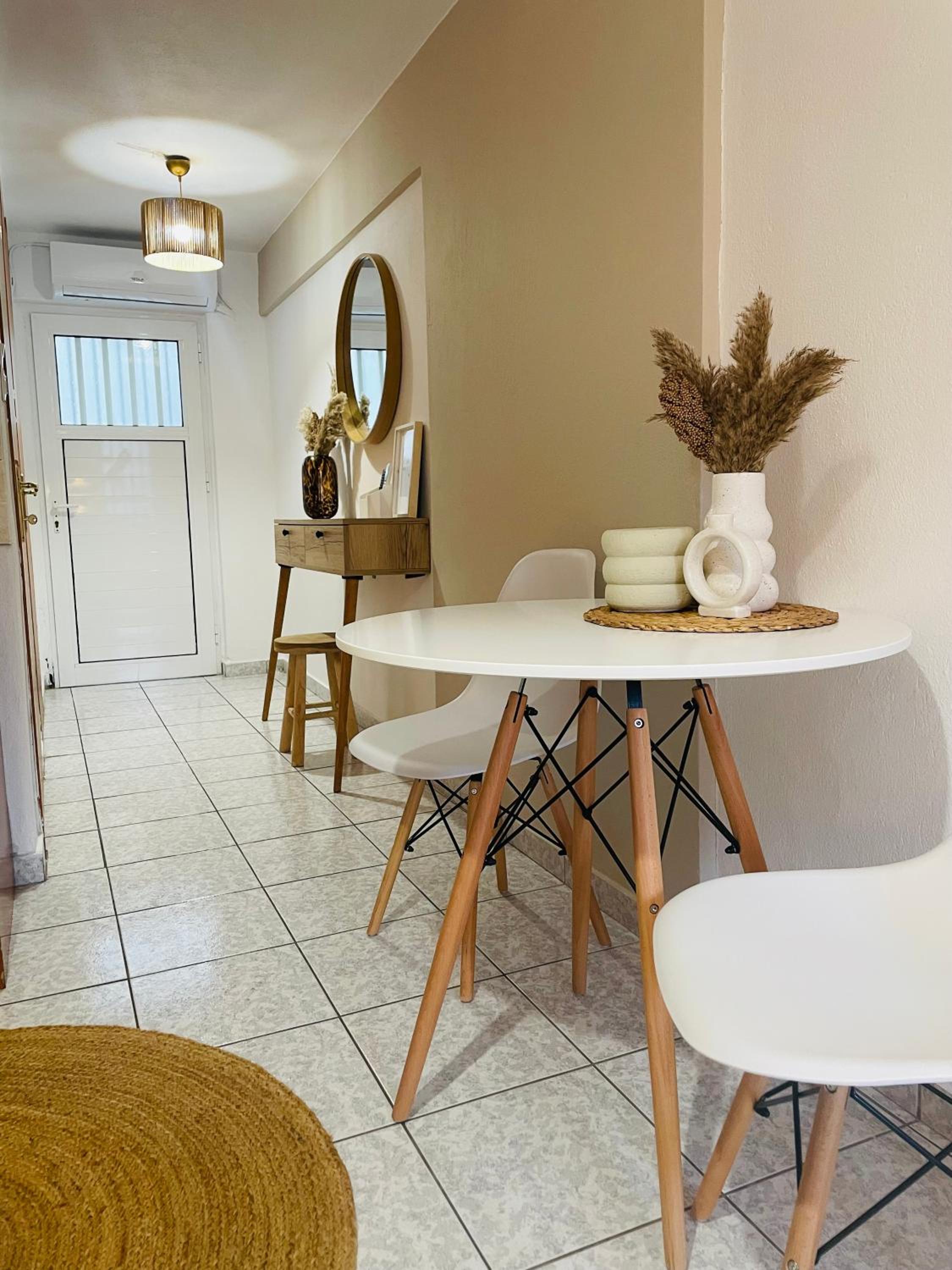 One-Bedroom House photo 2