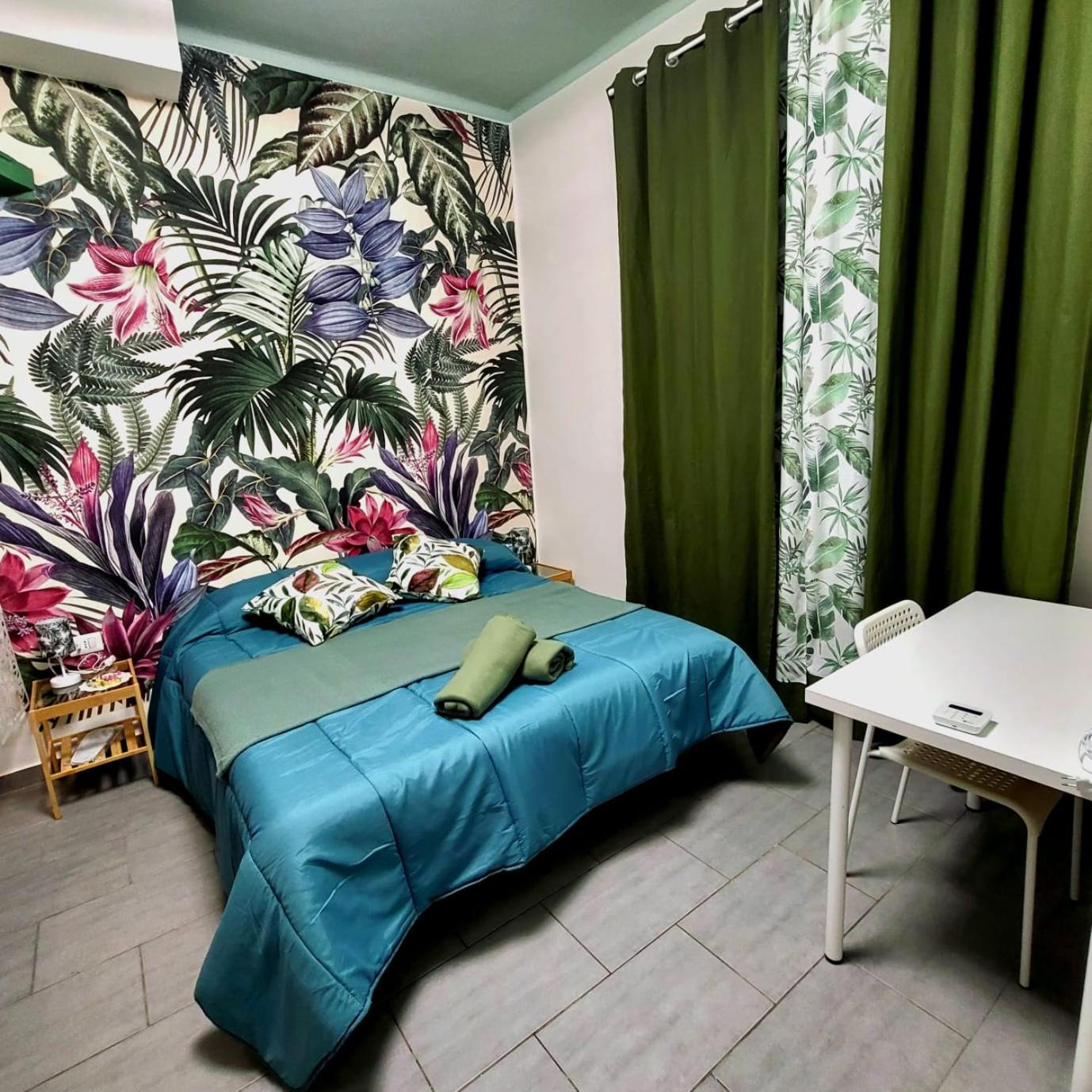 Studio Apartment photo 2