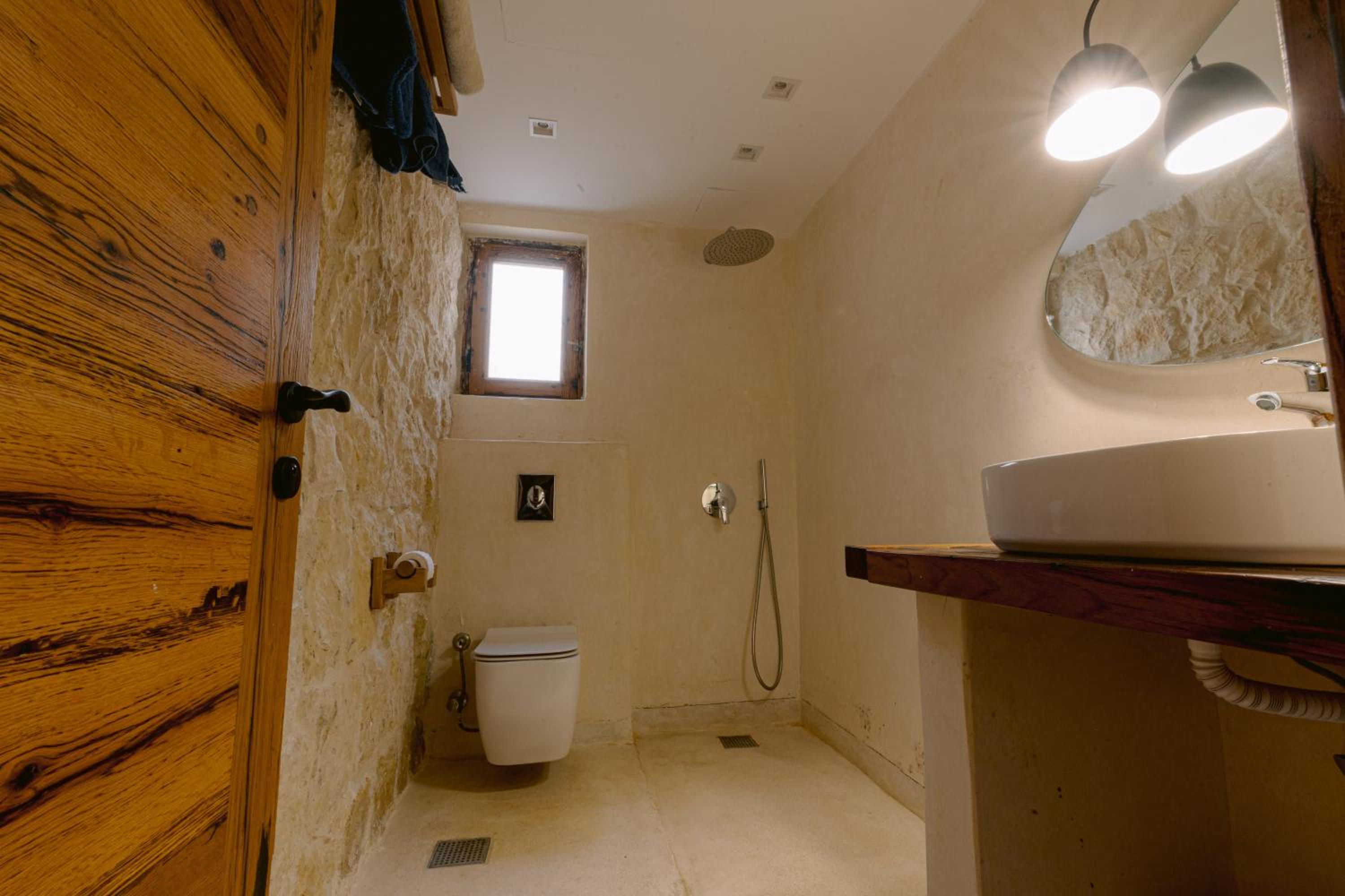 Twin Room with Terrace - Photo 20
