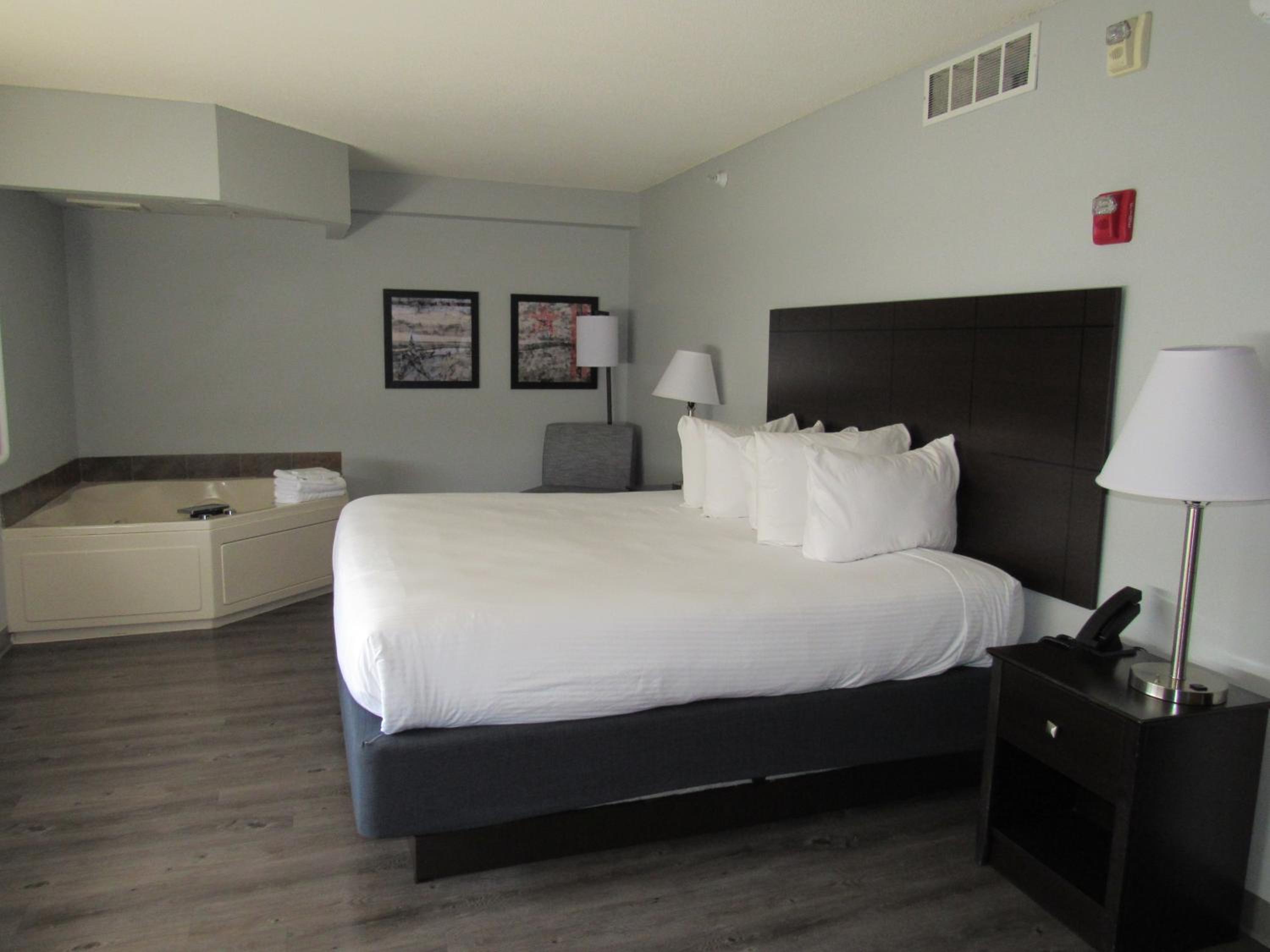 Superior King Studio Suite - Photo 7