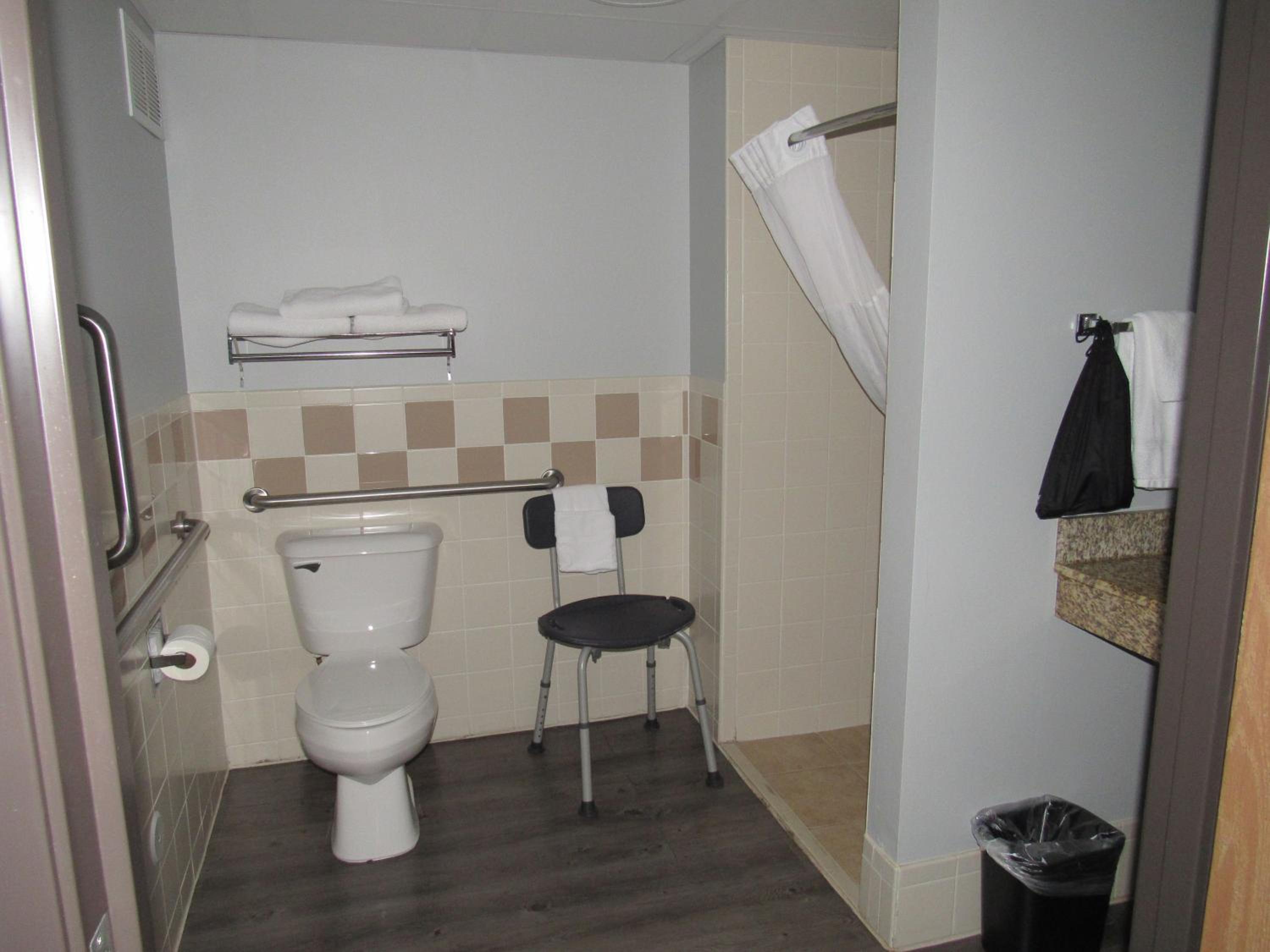 King Room - Mobility Access - Photo 3
