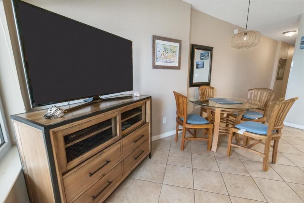 Apartment with Sea View photo 2