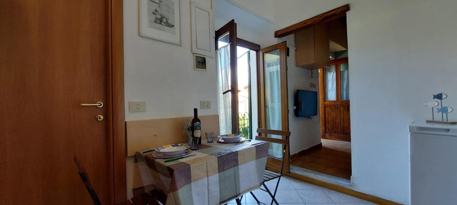 One-Bedroom House photo 3