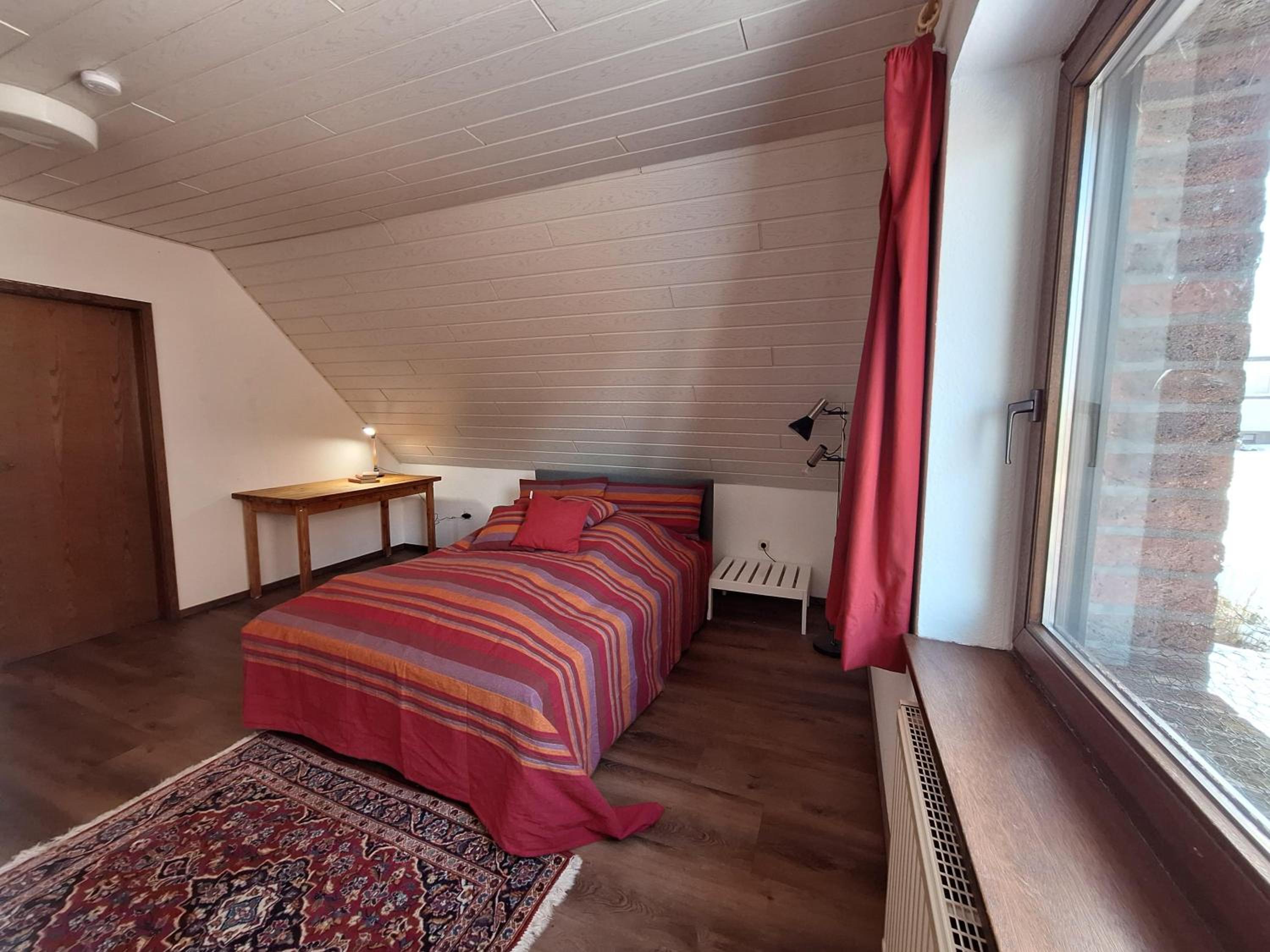 Four-Bedroom House photo 1