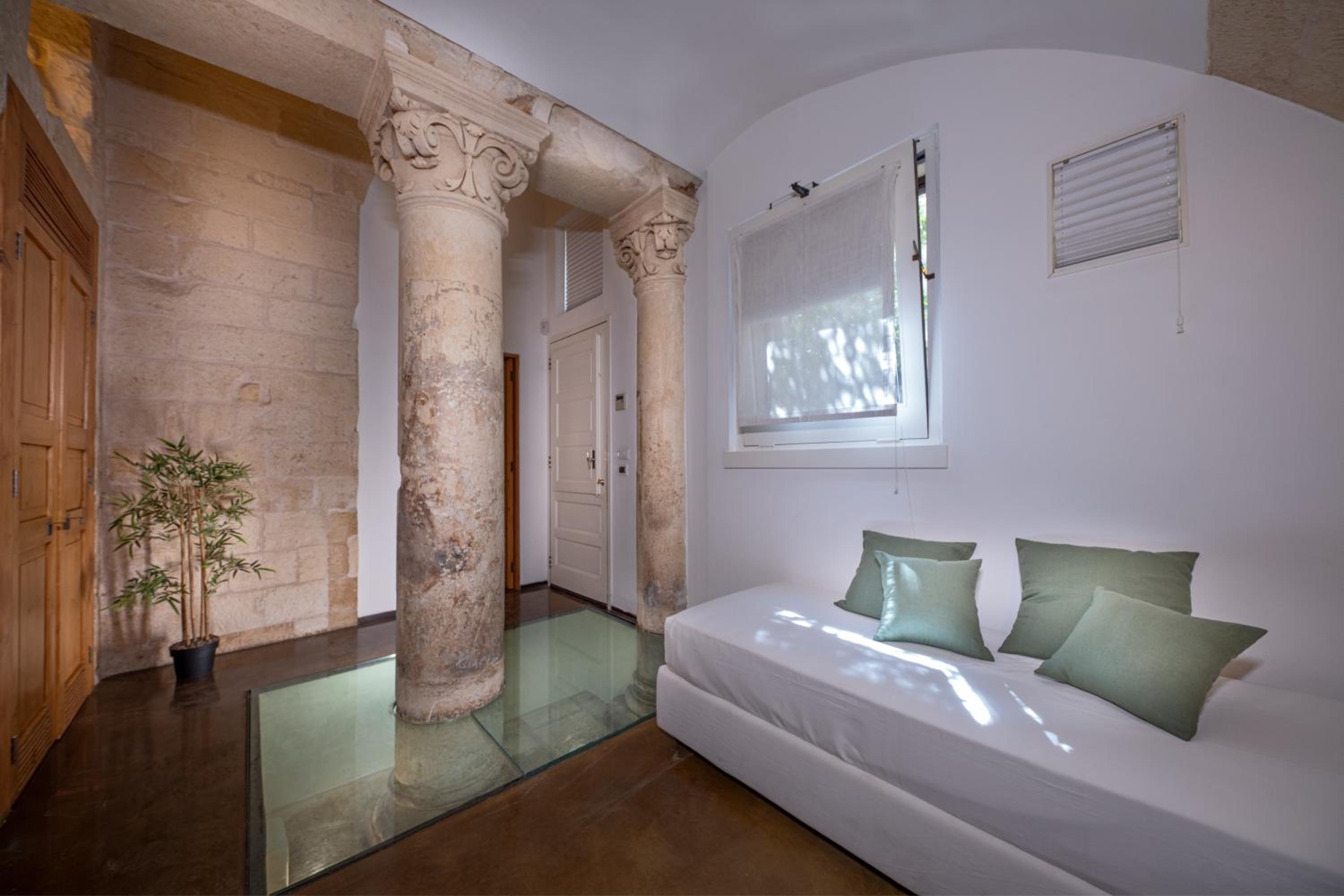 Superior Triple Room photo 2