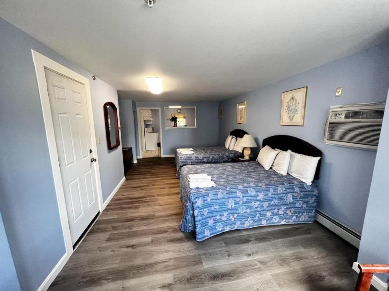 Deluxe 2 Double Beds with Kitchen Ocean View (Corner Unit - STEPS REQUIRED - V11)  photo 1
