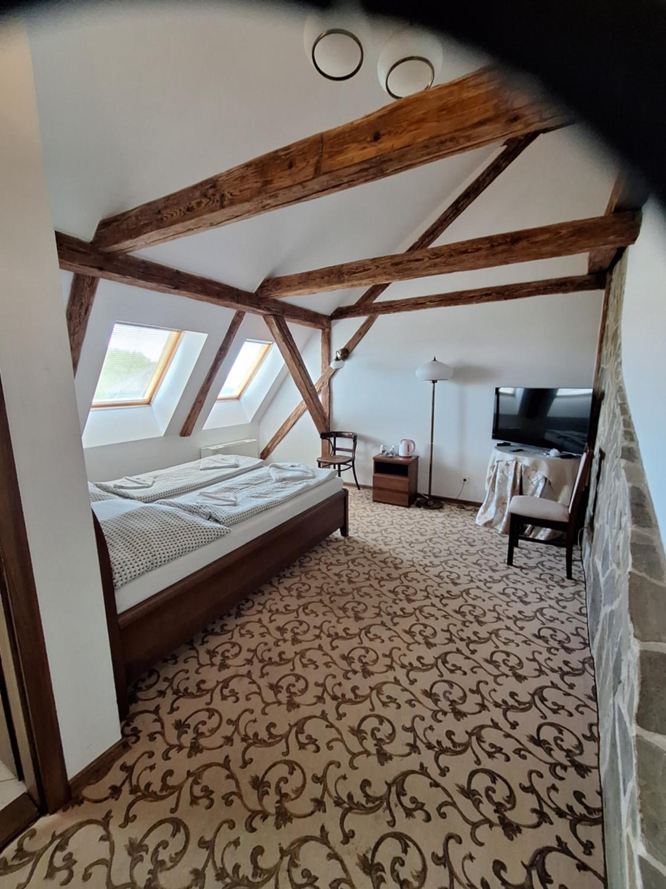 Deluxe Double Room with Shower