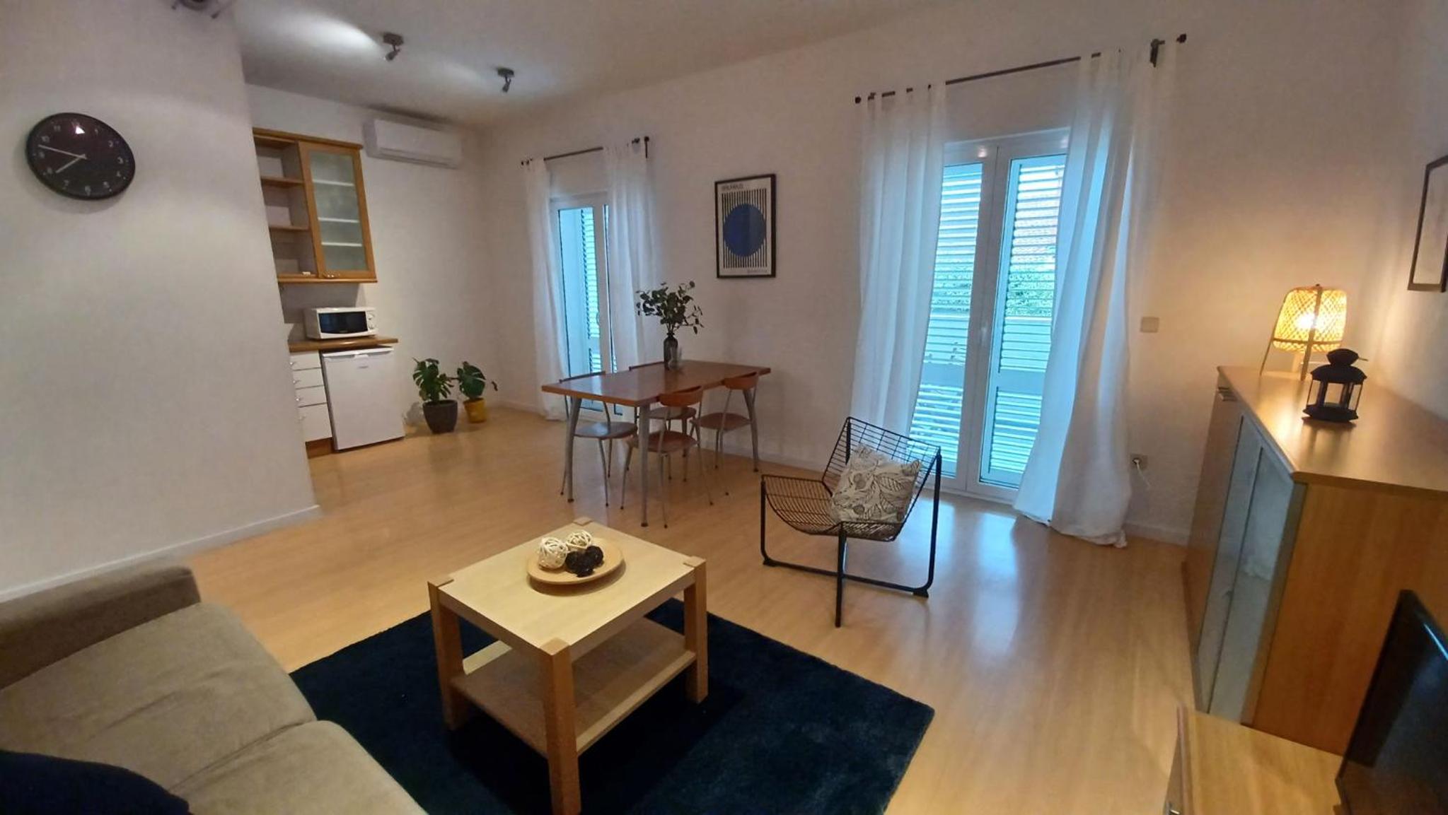 One-Bedroom Apartment with Garden View photo 1