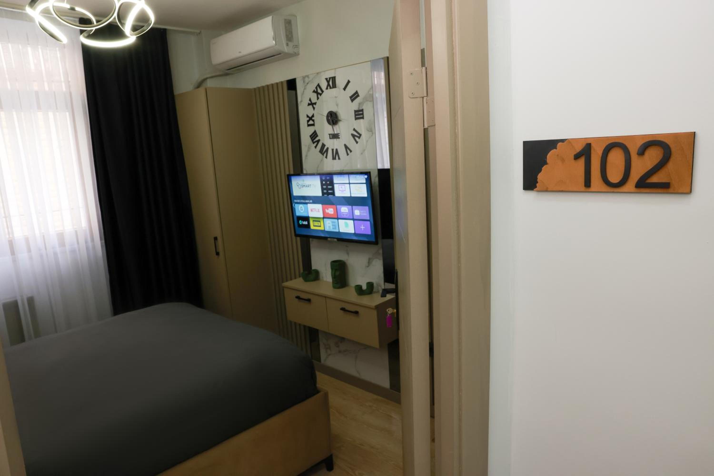 Double Room With Private Bathroom photo 1