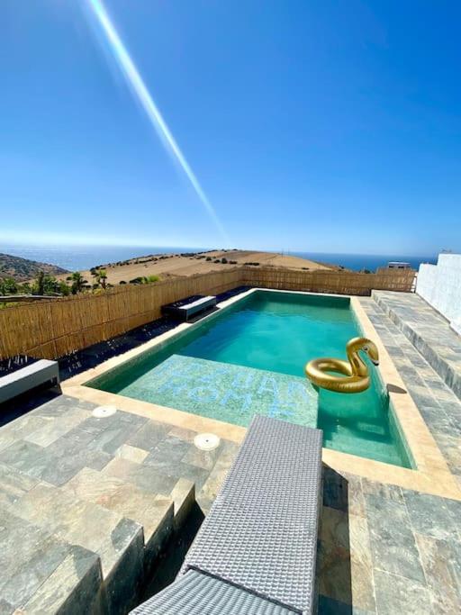 Three-Bedroom Villa photo 2