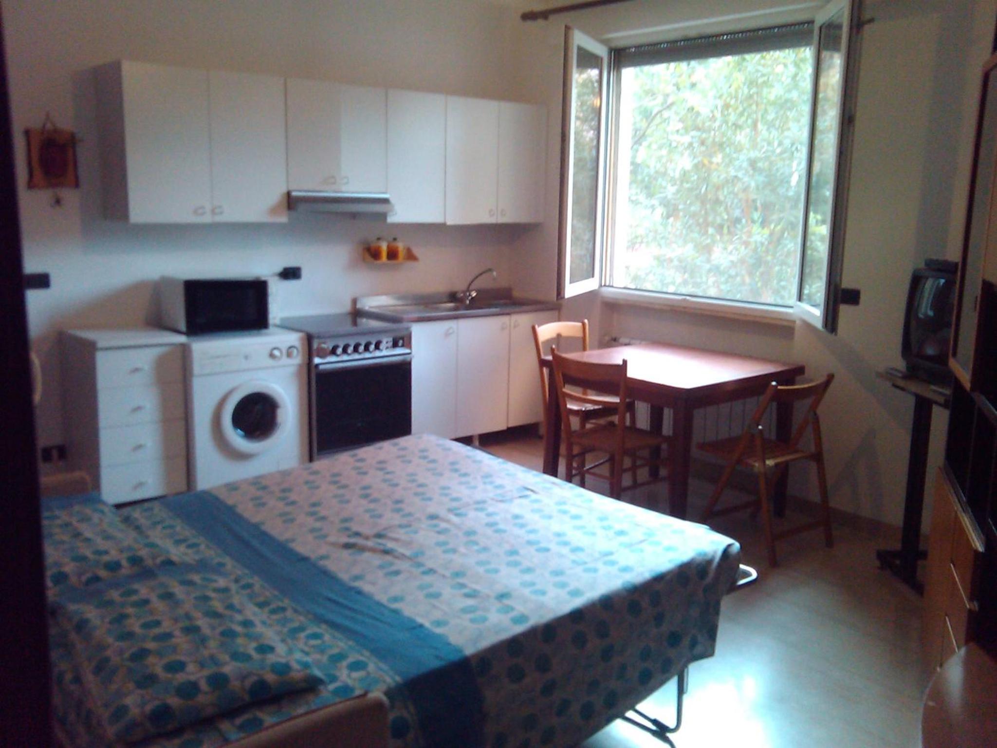 One-Bedroom Apartment photo 3