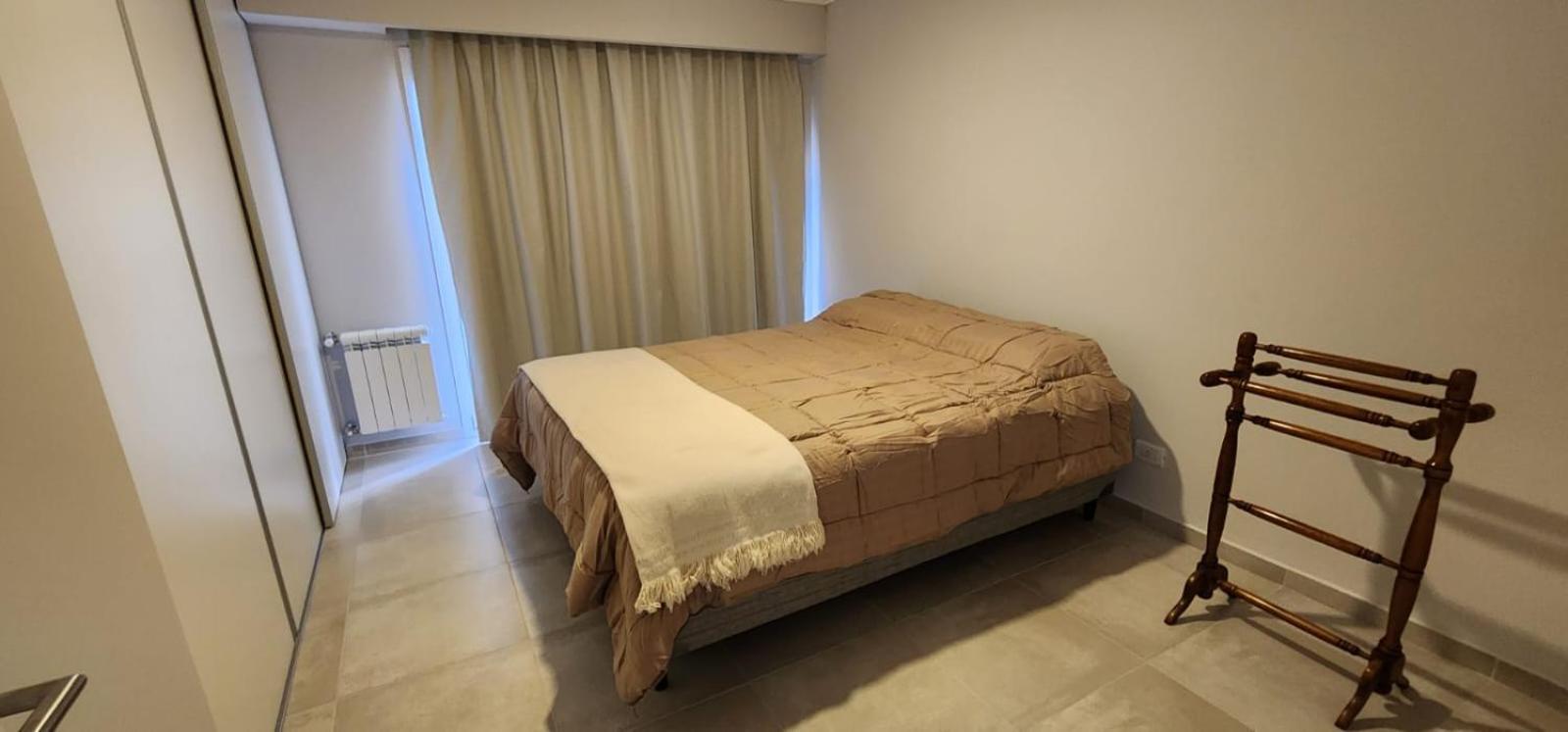 One-Bedroom Apartment photo 3