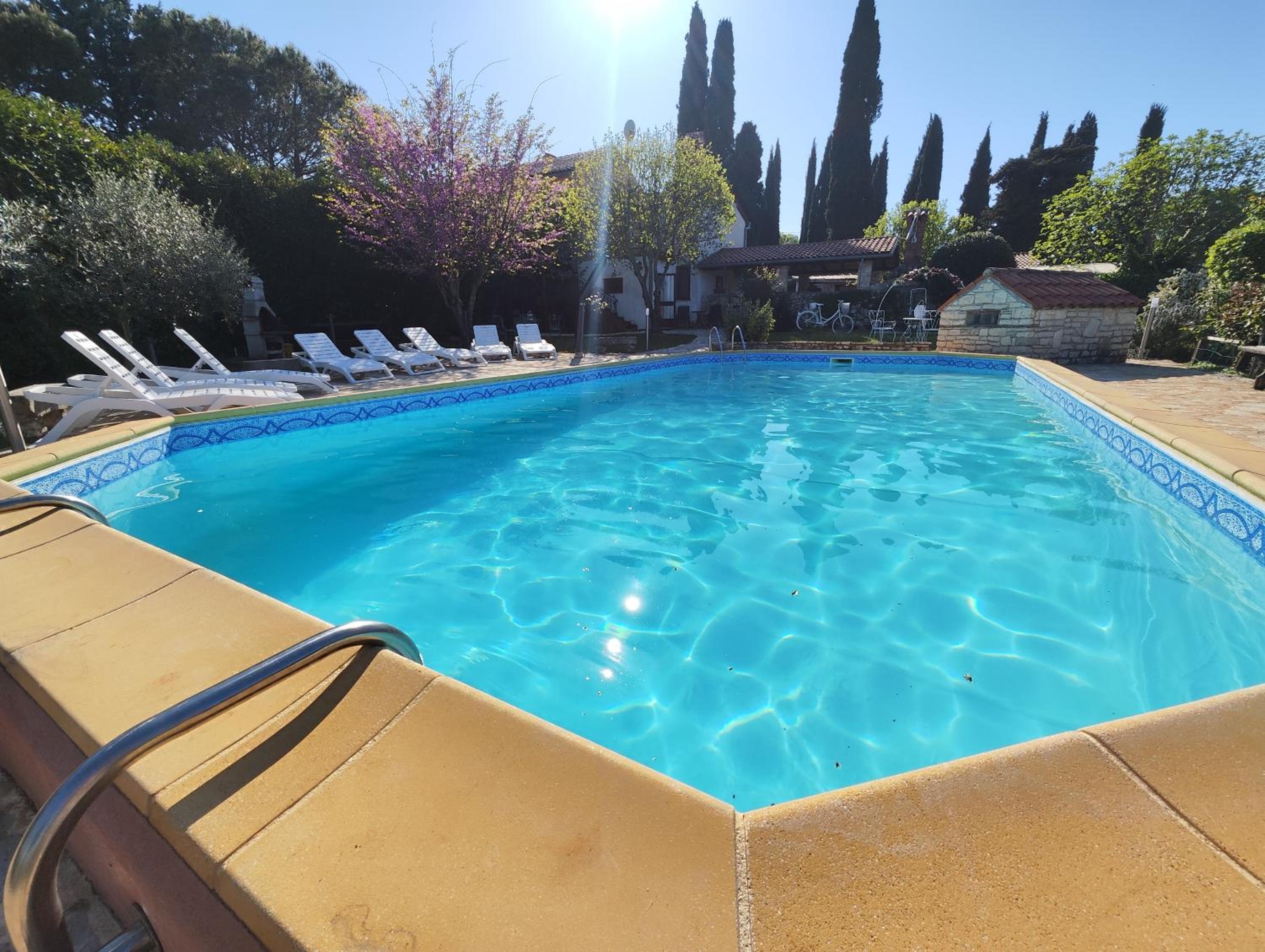 Villa photo 3