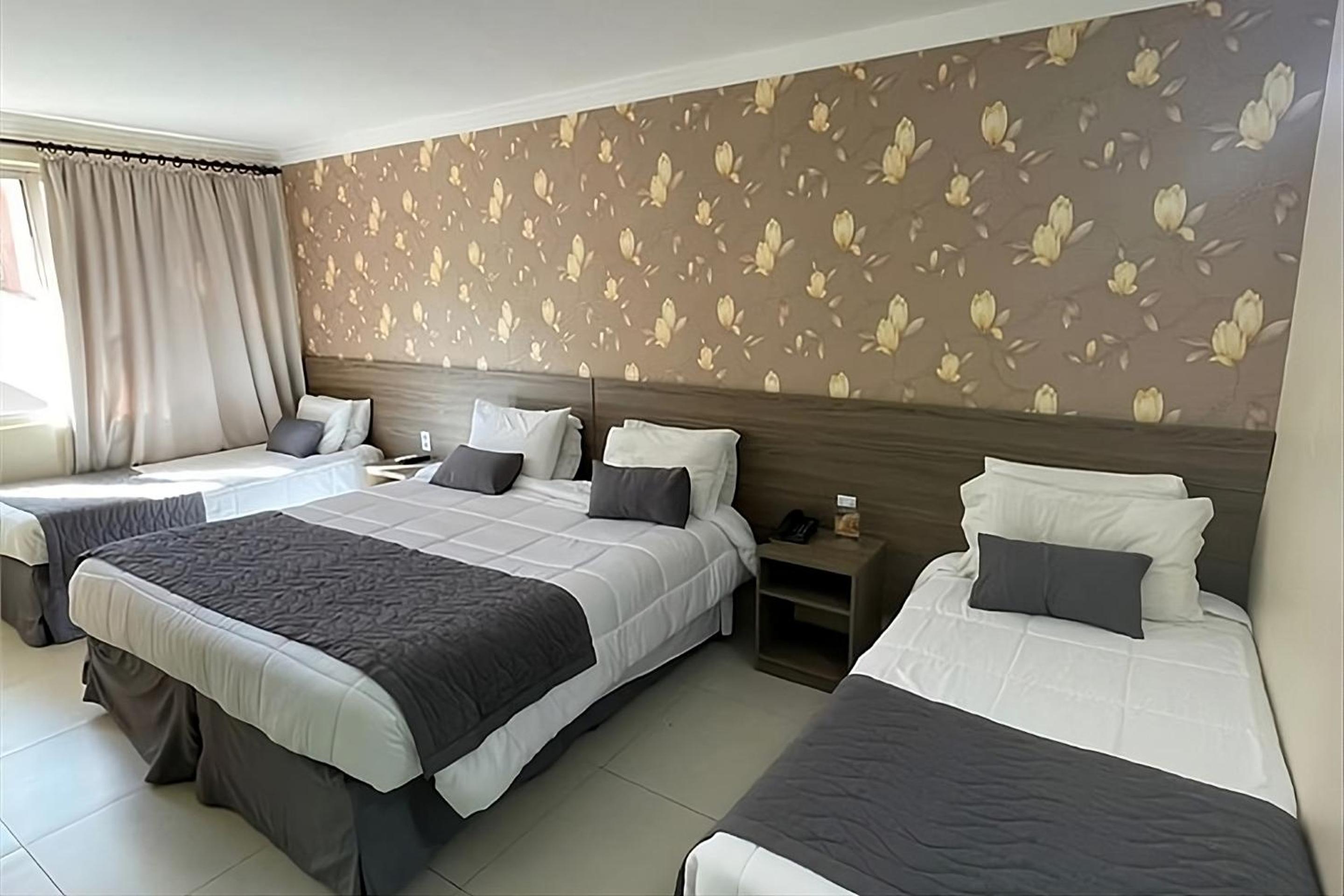 Super Luxury Quadruple Room
