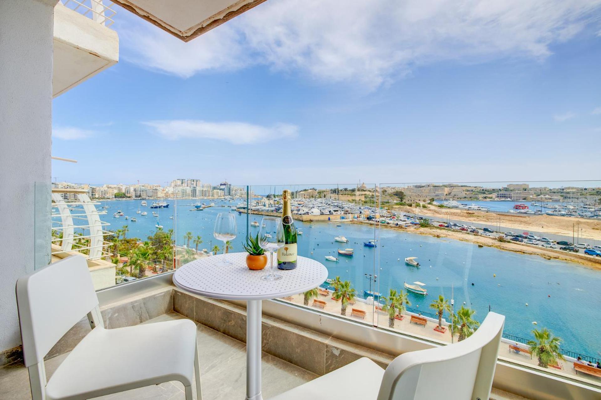 Apartment with Sea View
