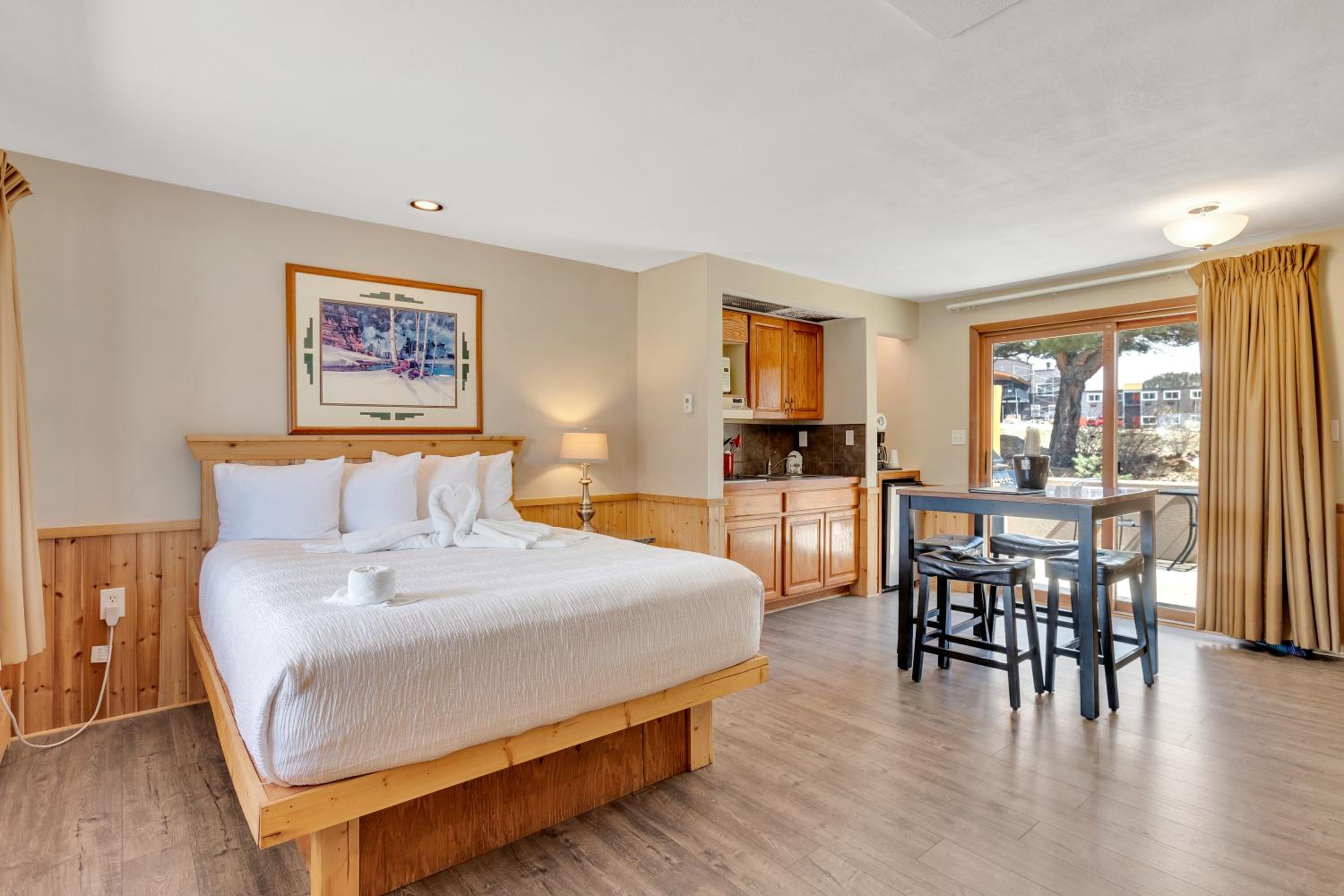 Junior Suite 04