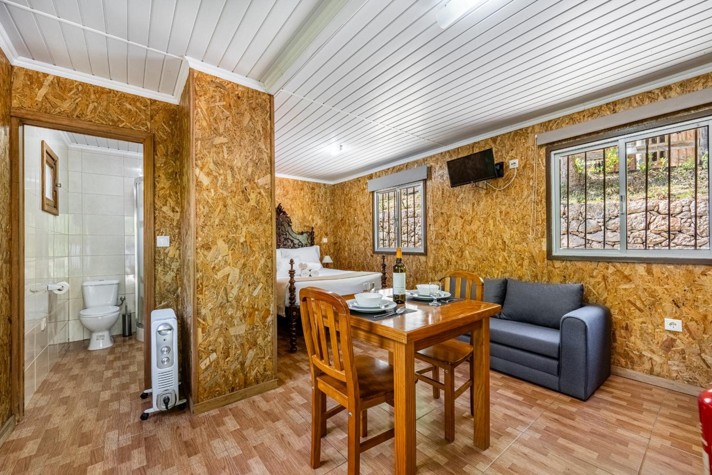 One-Bedroom Bungalow - Photo 1