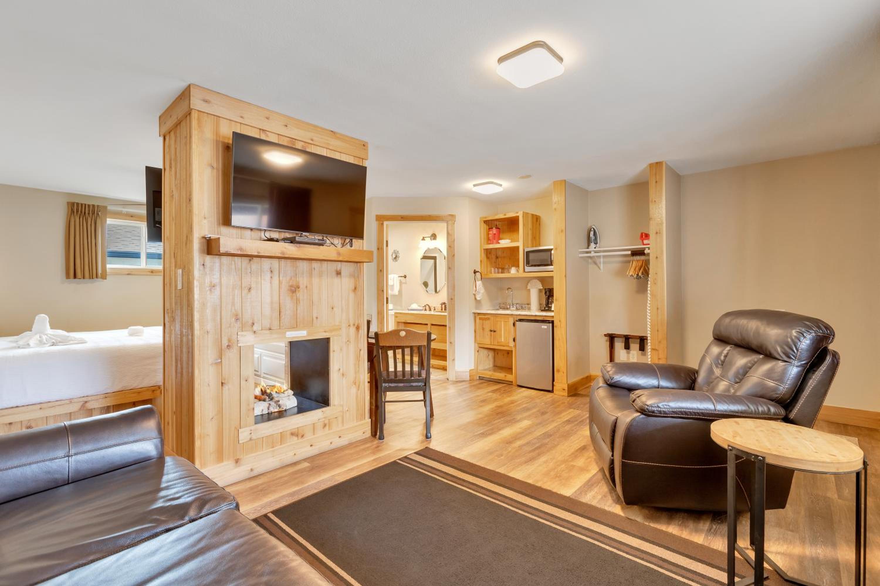 Luxury Suite 62