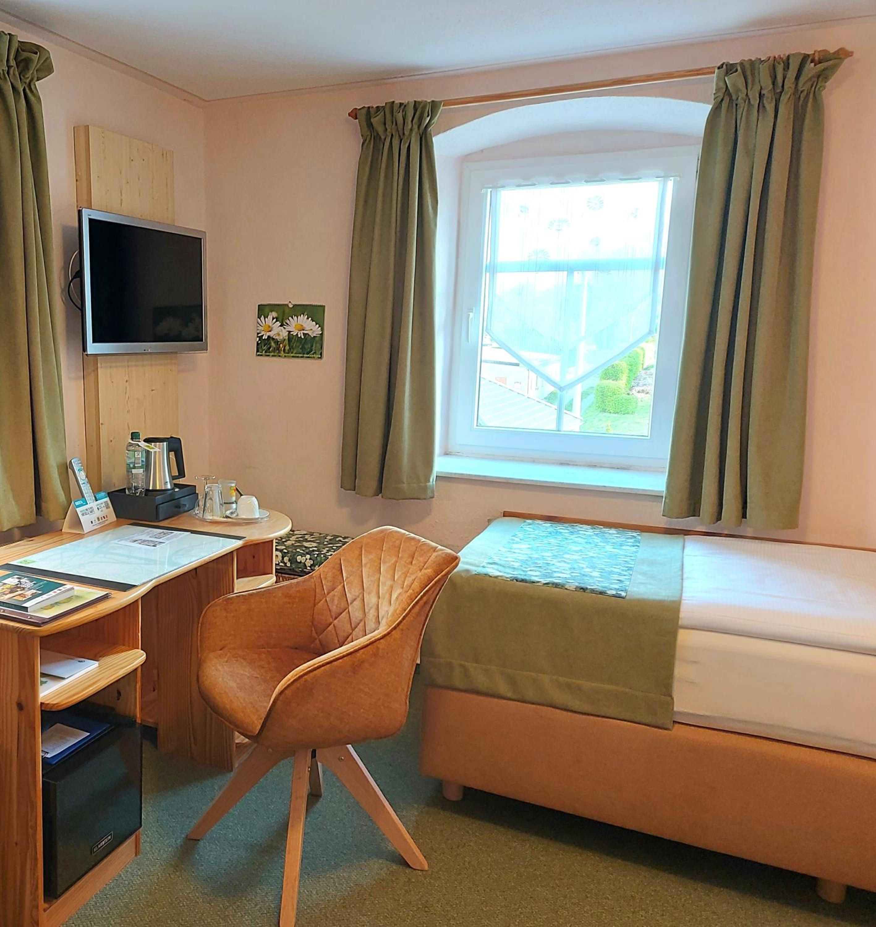 Standard Single Room photo 3