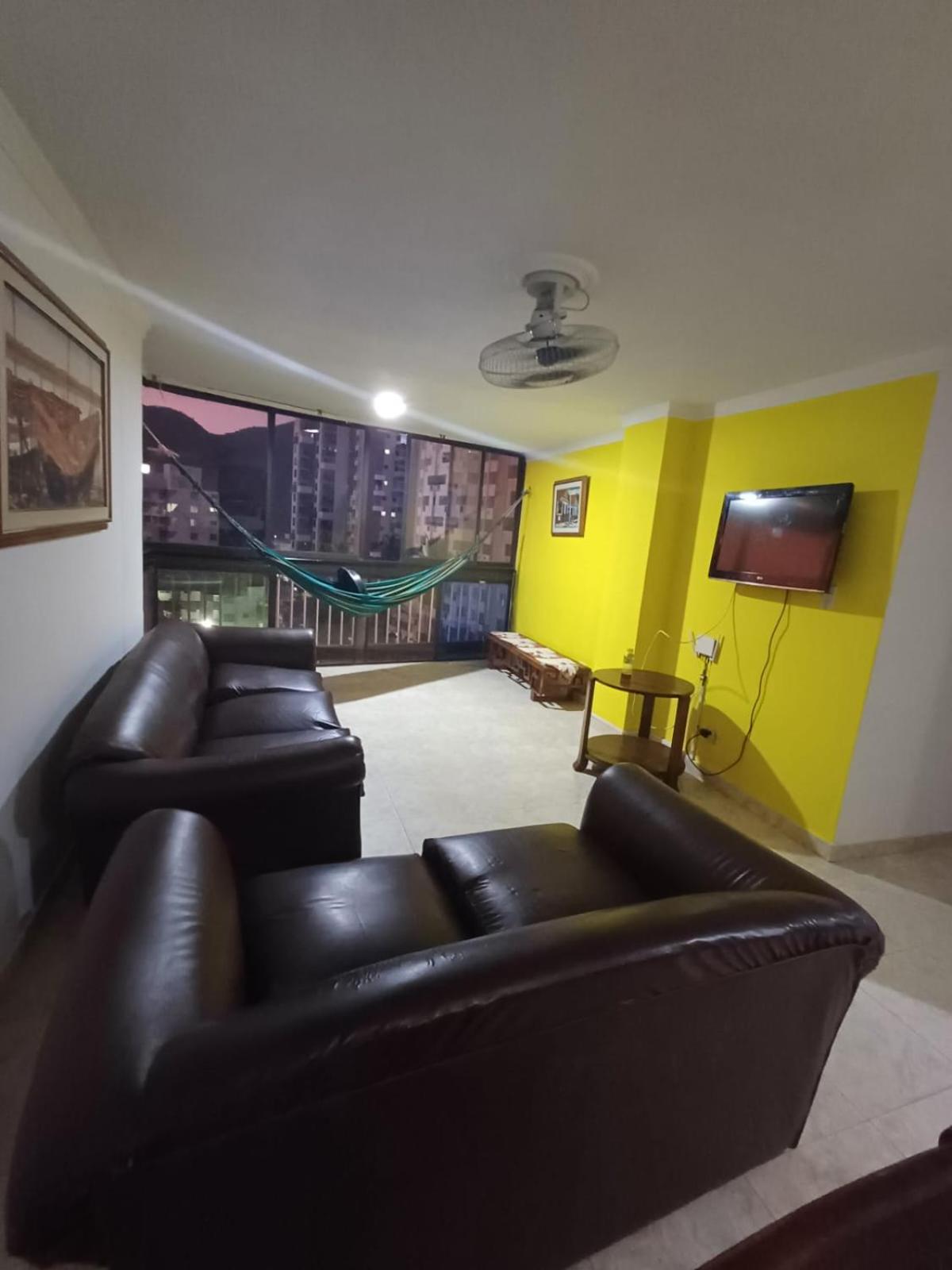 Three-Bedroom Apartment photo 1