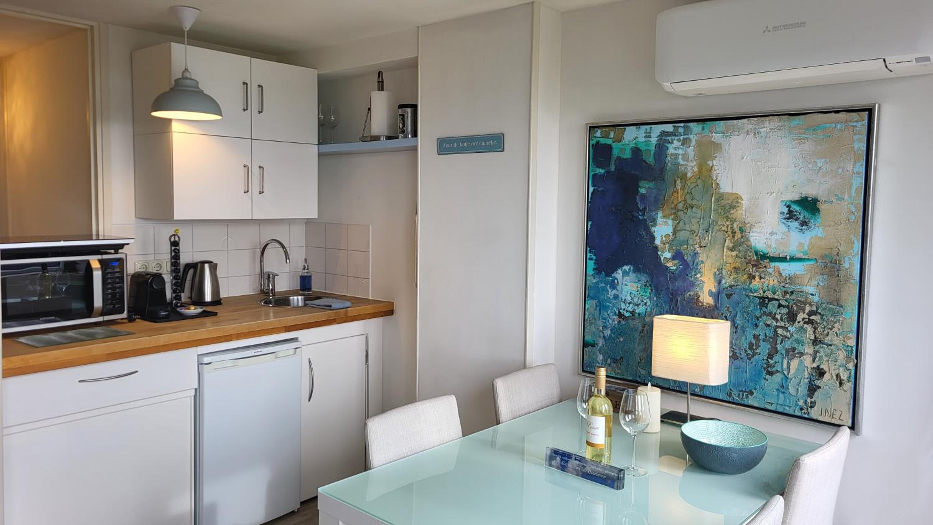 Apartment with Sea View photo 3