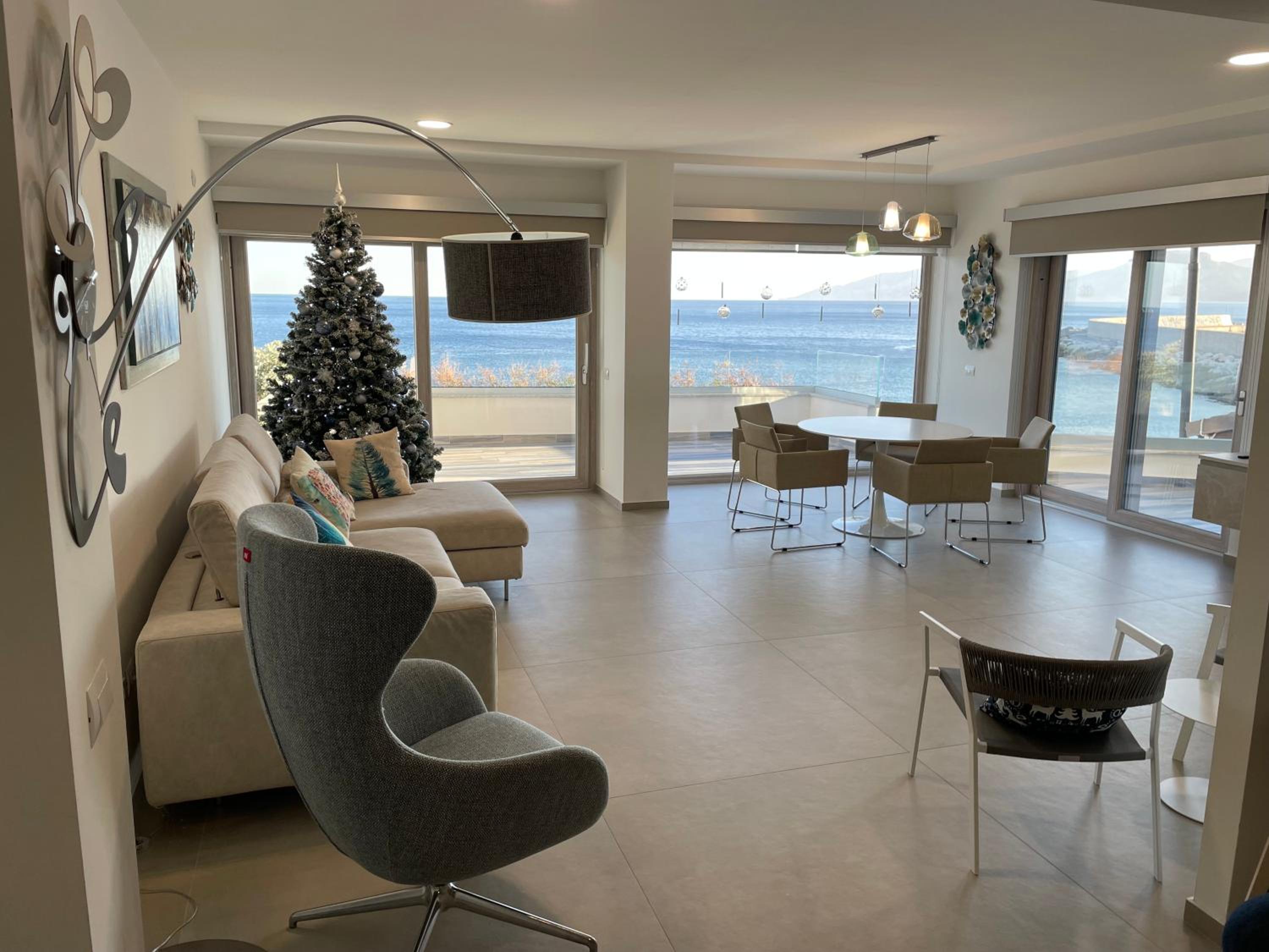 Superior Suite with Sea View photo 2