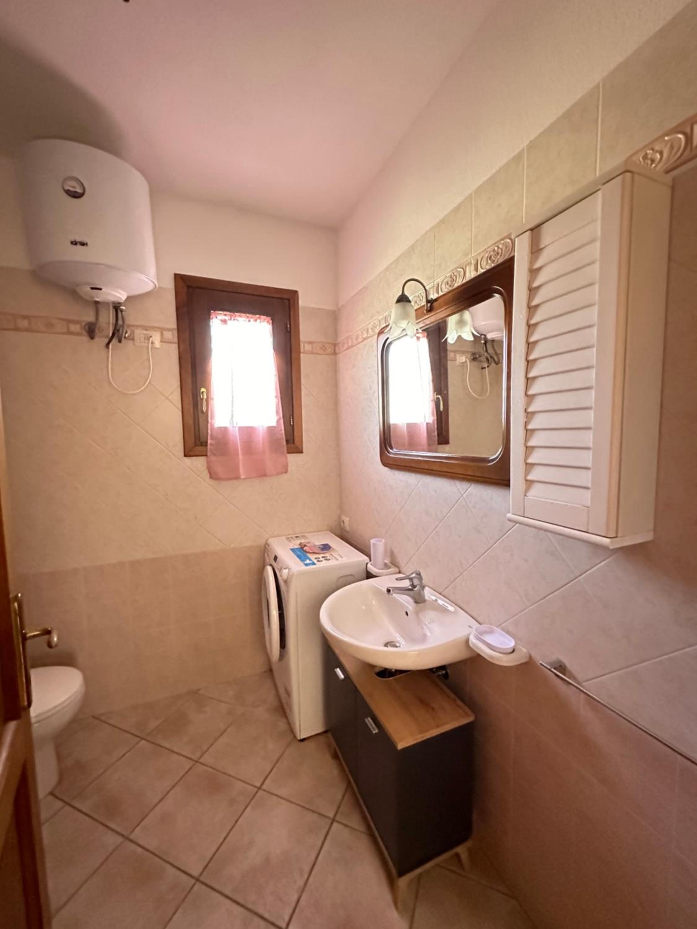 Two-Bedroom House photo 3