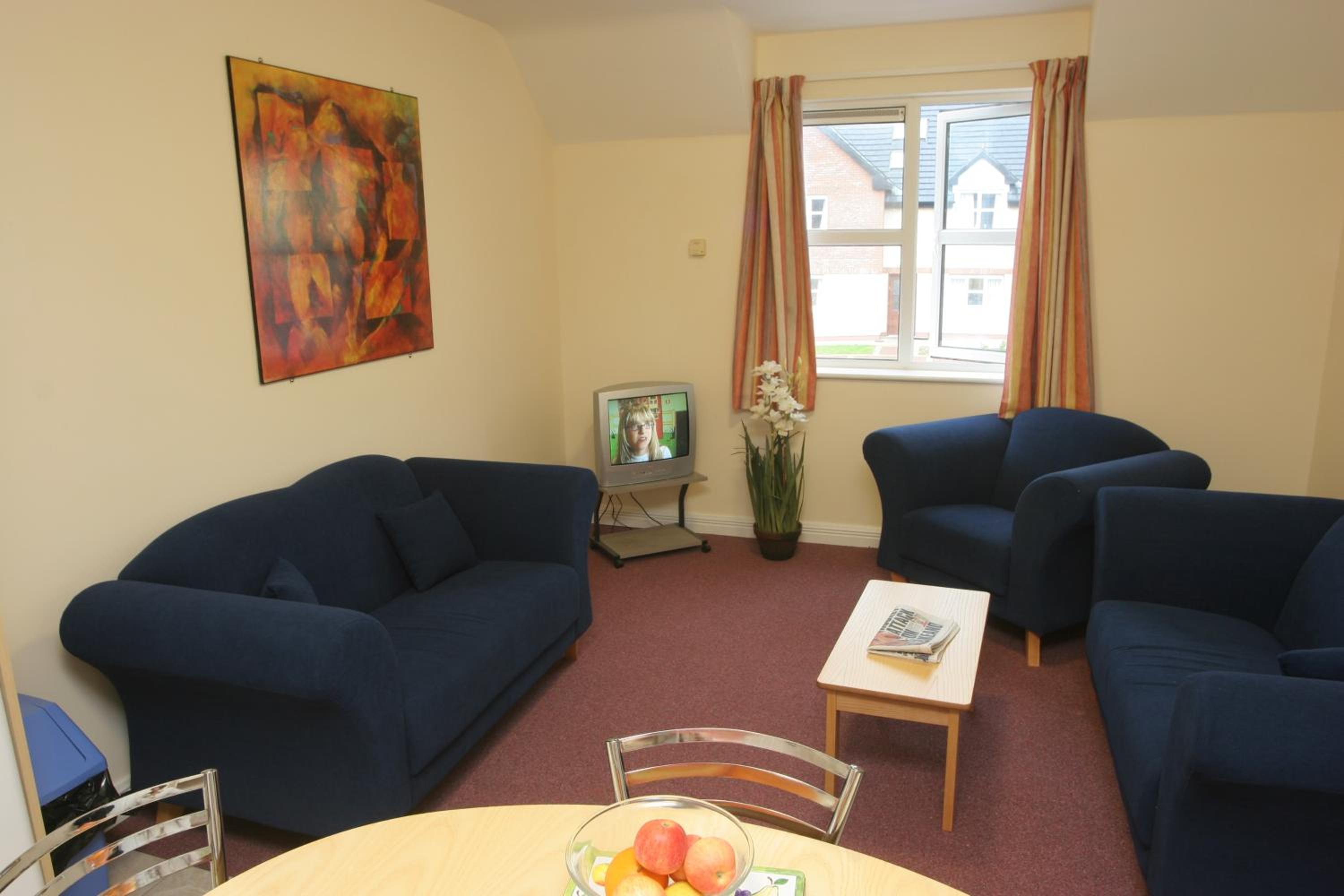 Three-Bedroom Apartment photo 1