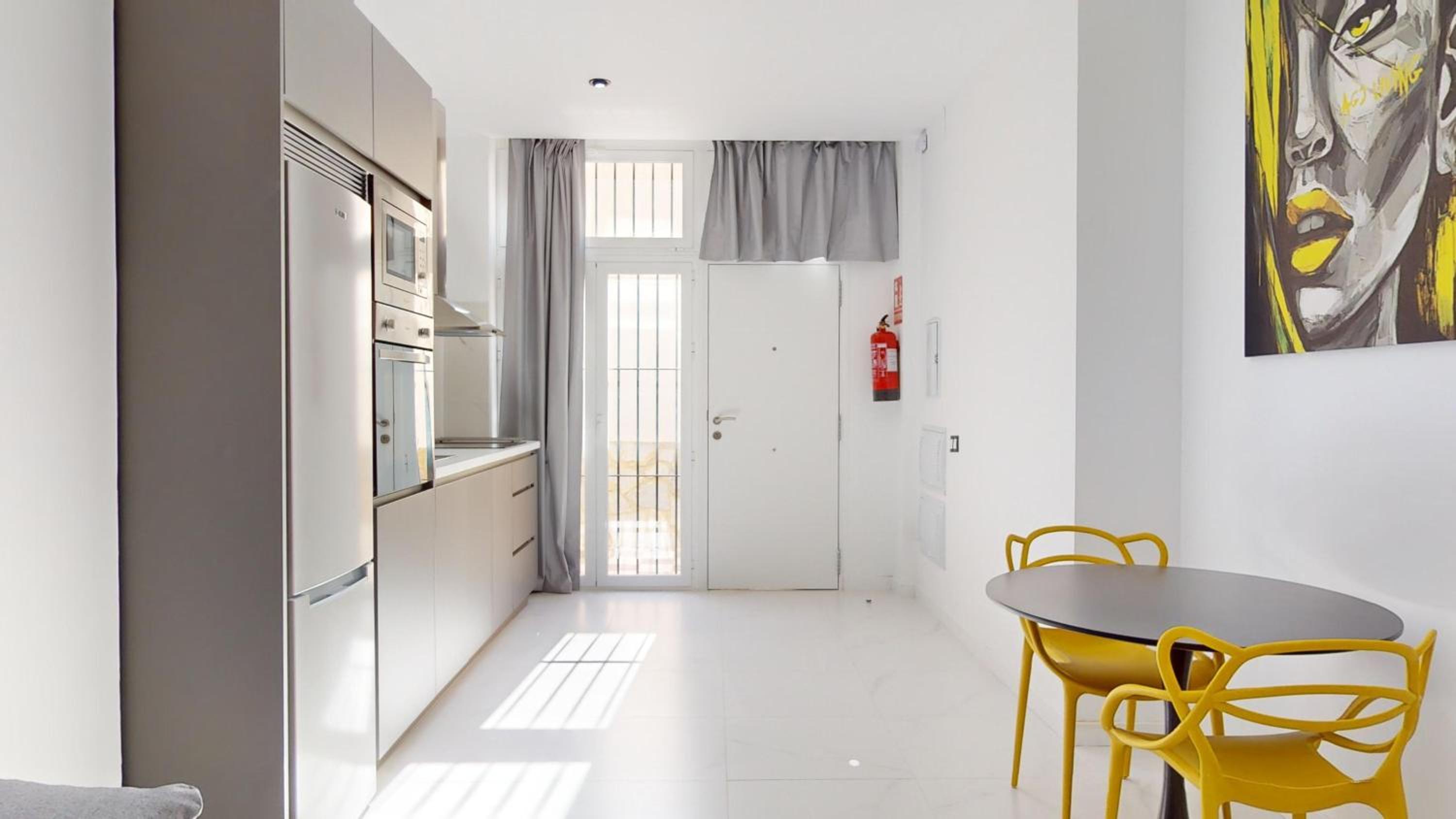 Apartment - Ground Floor photo 3