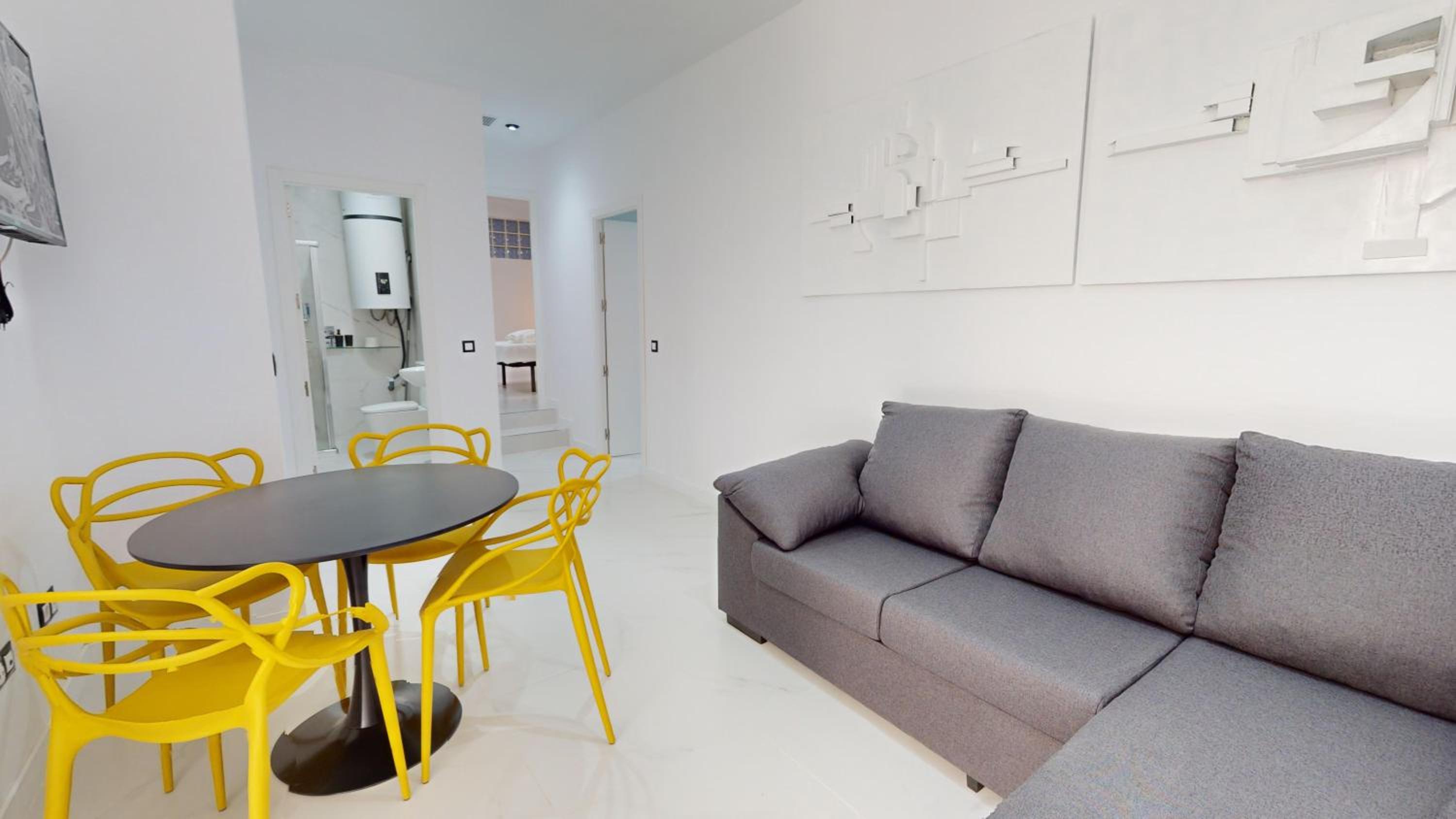 Two-Bedroom Apartment photo 2