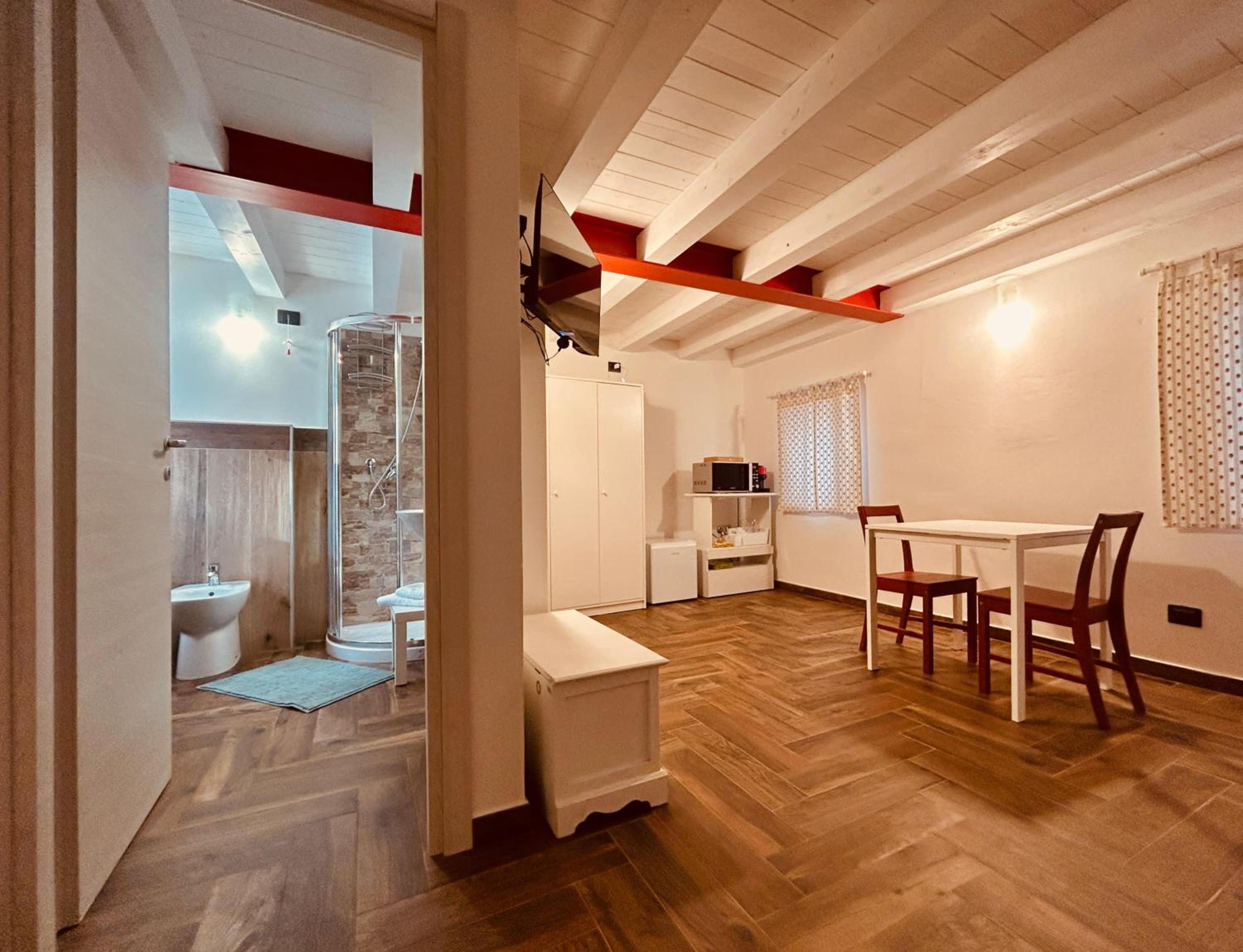 Double Room with Private Bathroom photo 1