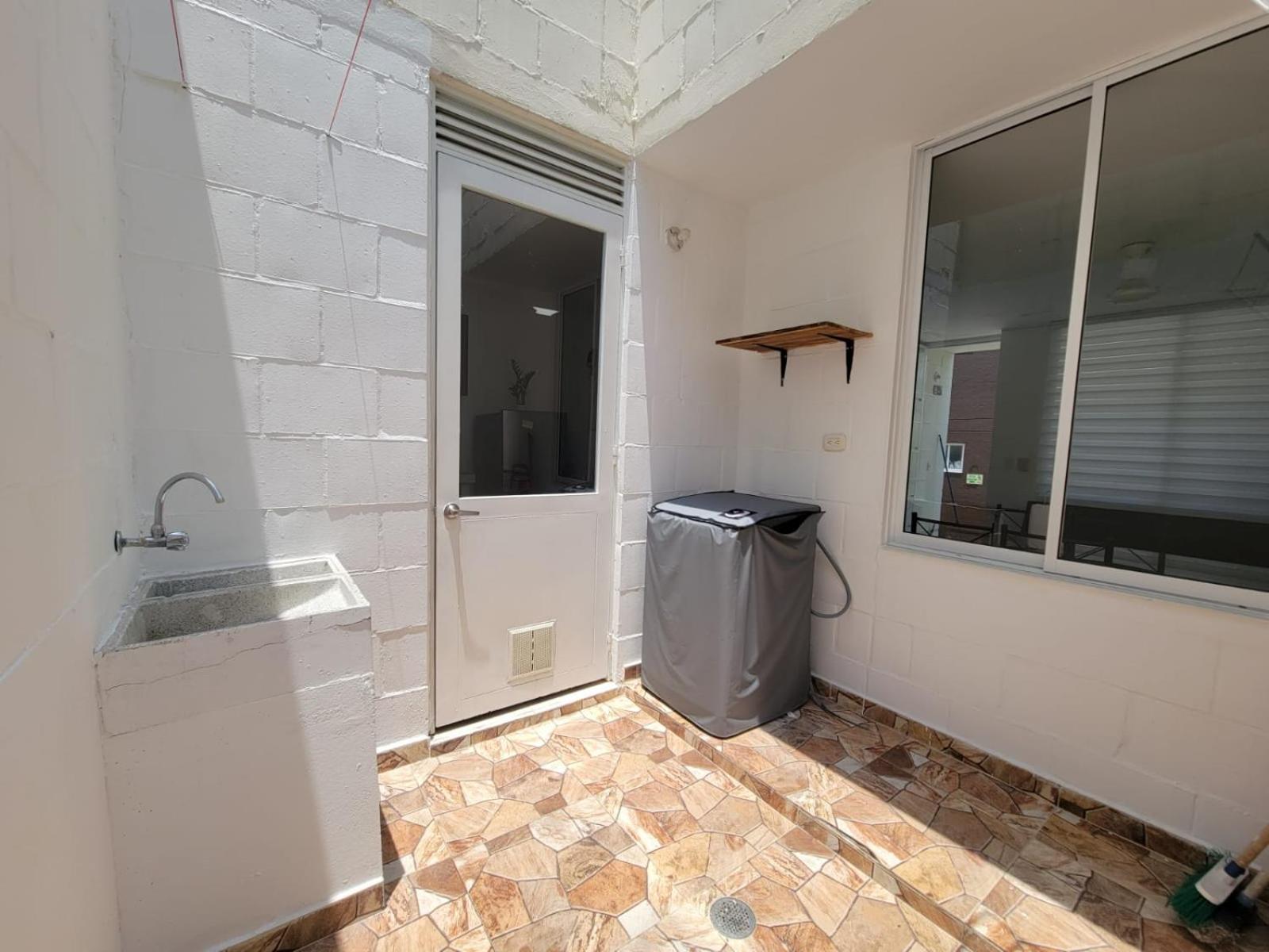 Three-Bedroom House photo 3