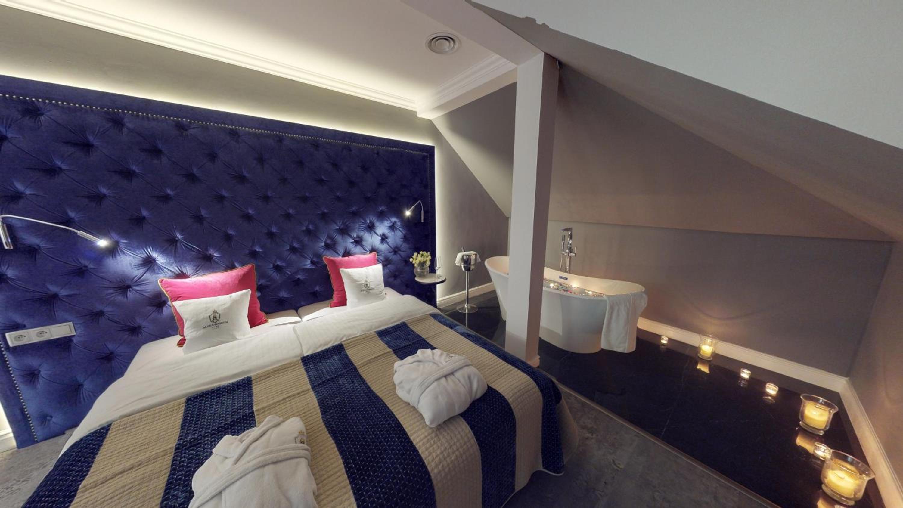 Superior Double Room with Bath in the Residence - Photo 4