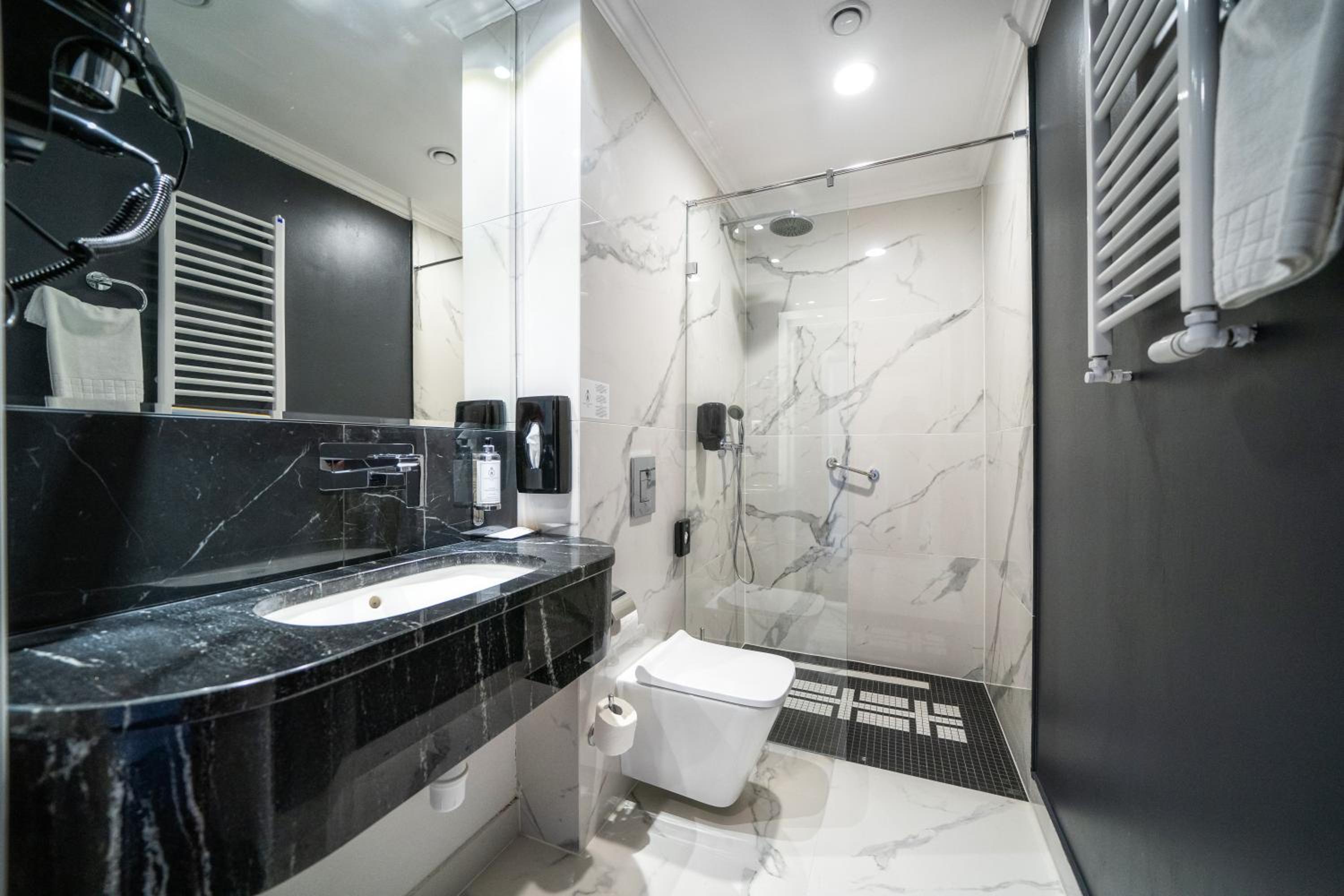 Comfort Double Room in the Residence - Photo 5