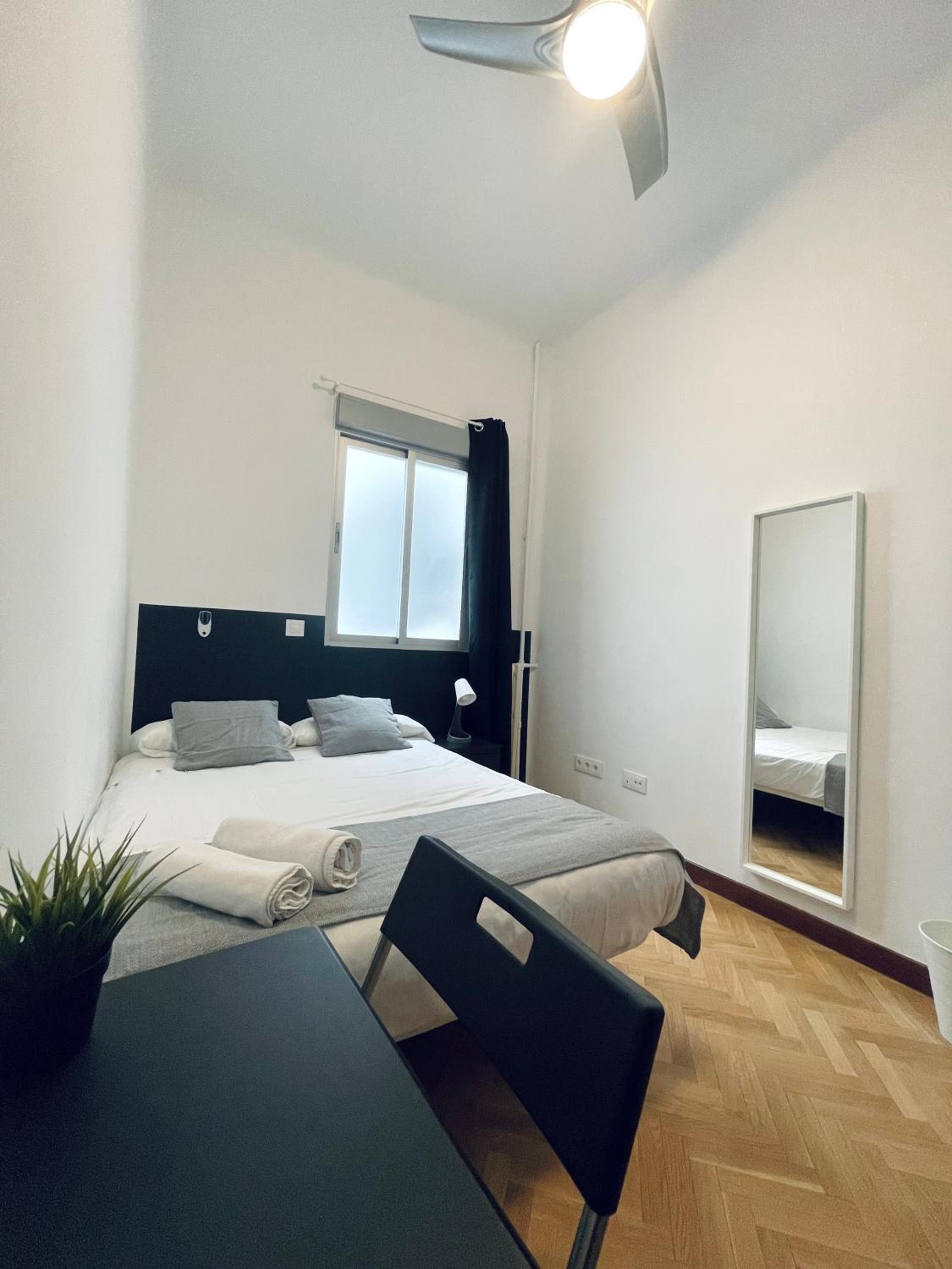 Habitación doble con baño compartido