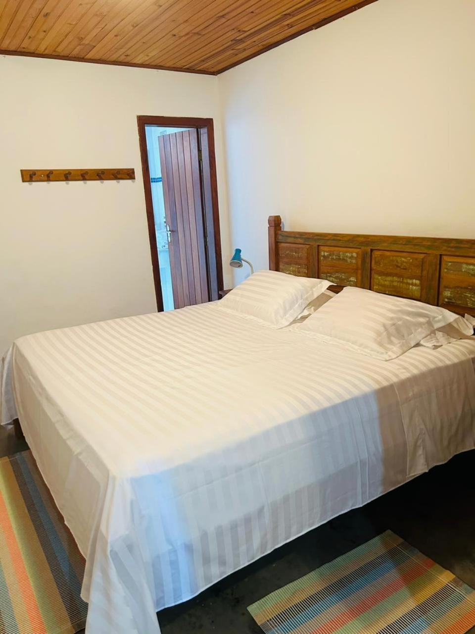 Deluxe King Room photo 2