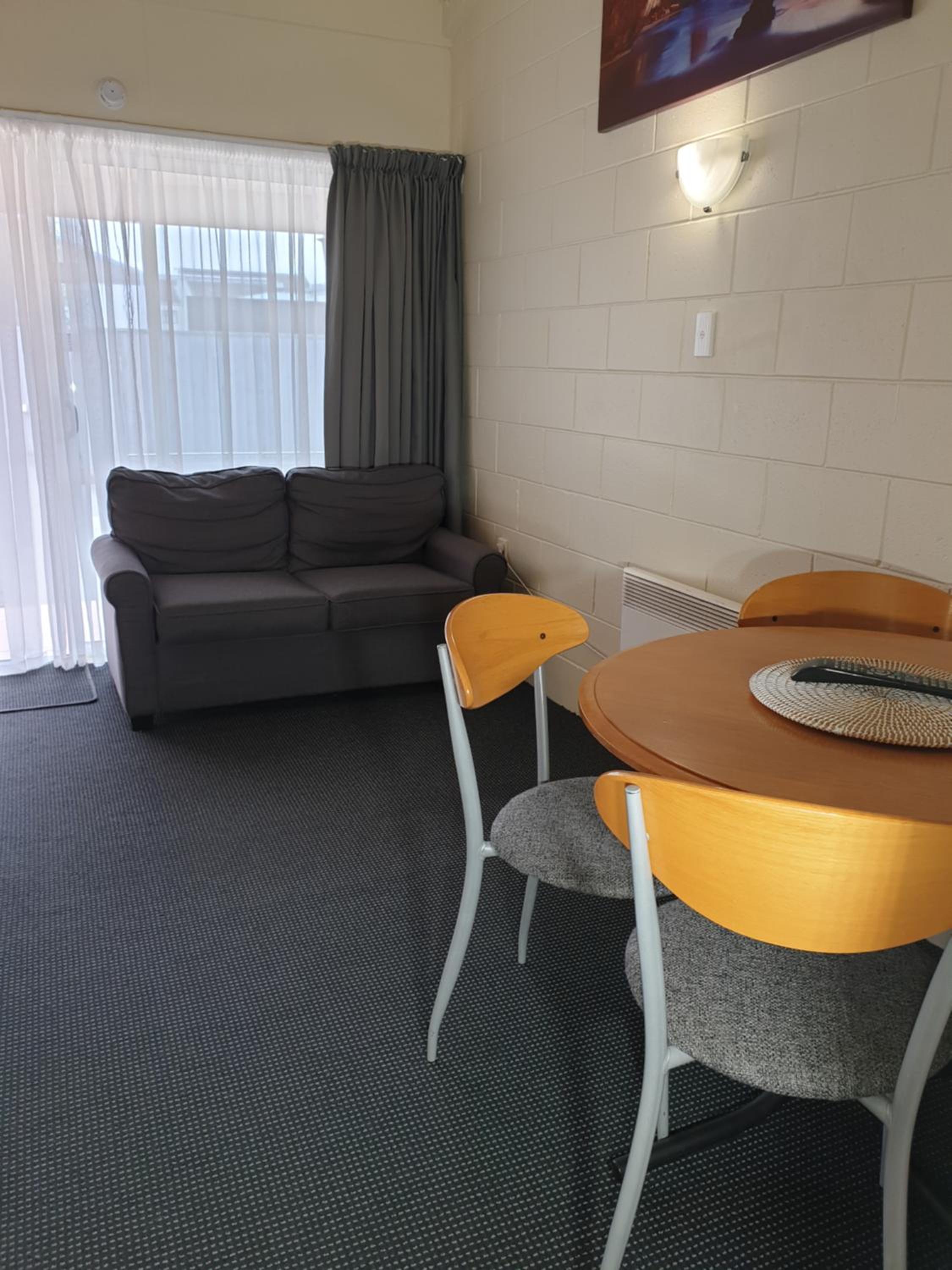 Standard One-Bedroom Apartment photo 1